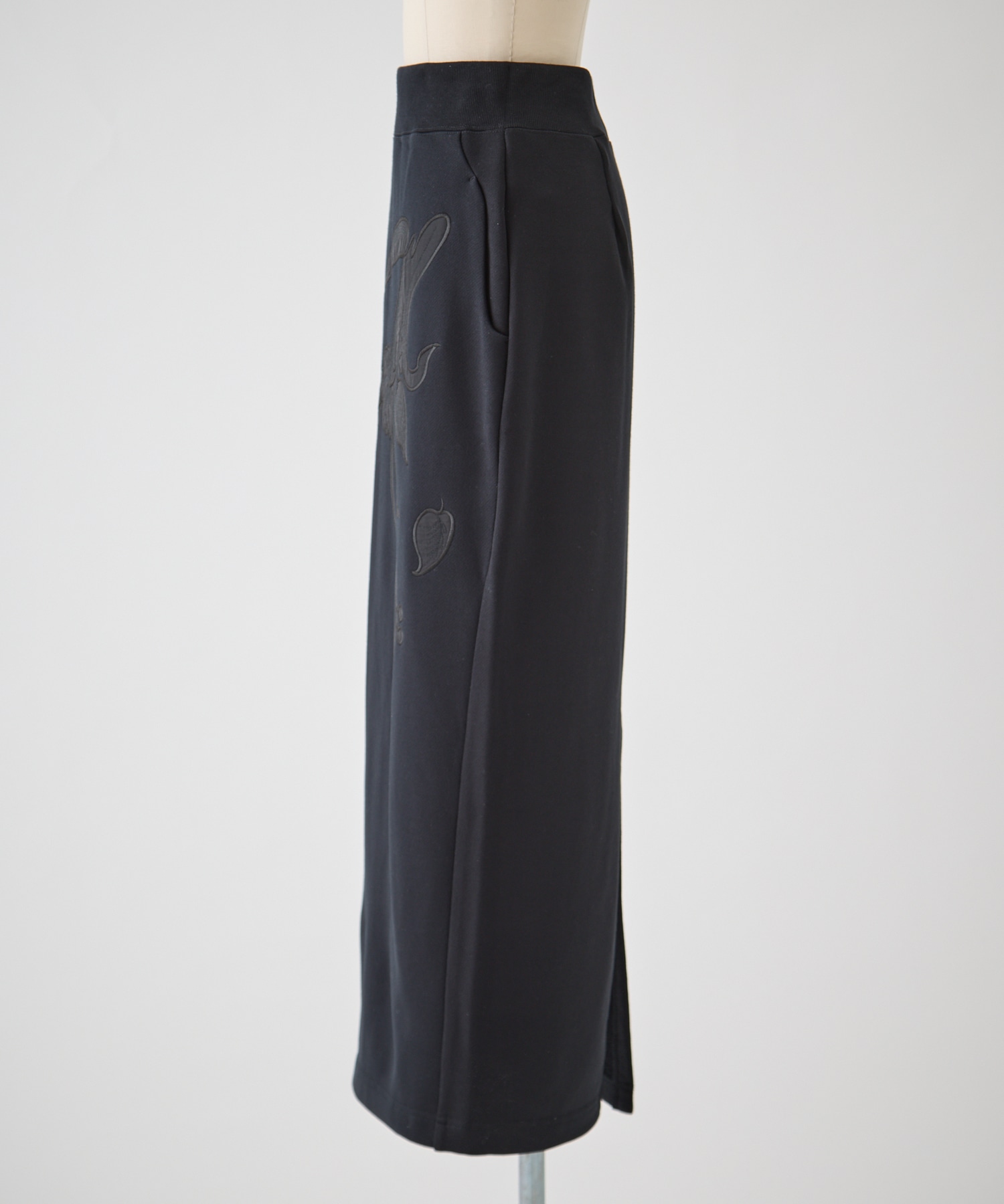 Floral Embroidery Sweat Skirt Mame Kurogouchi