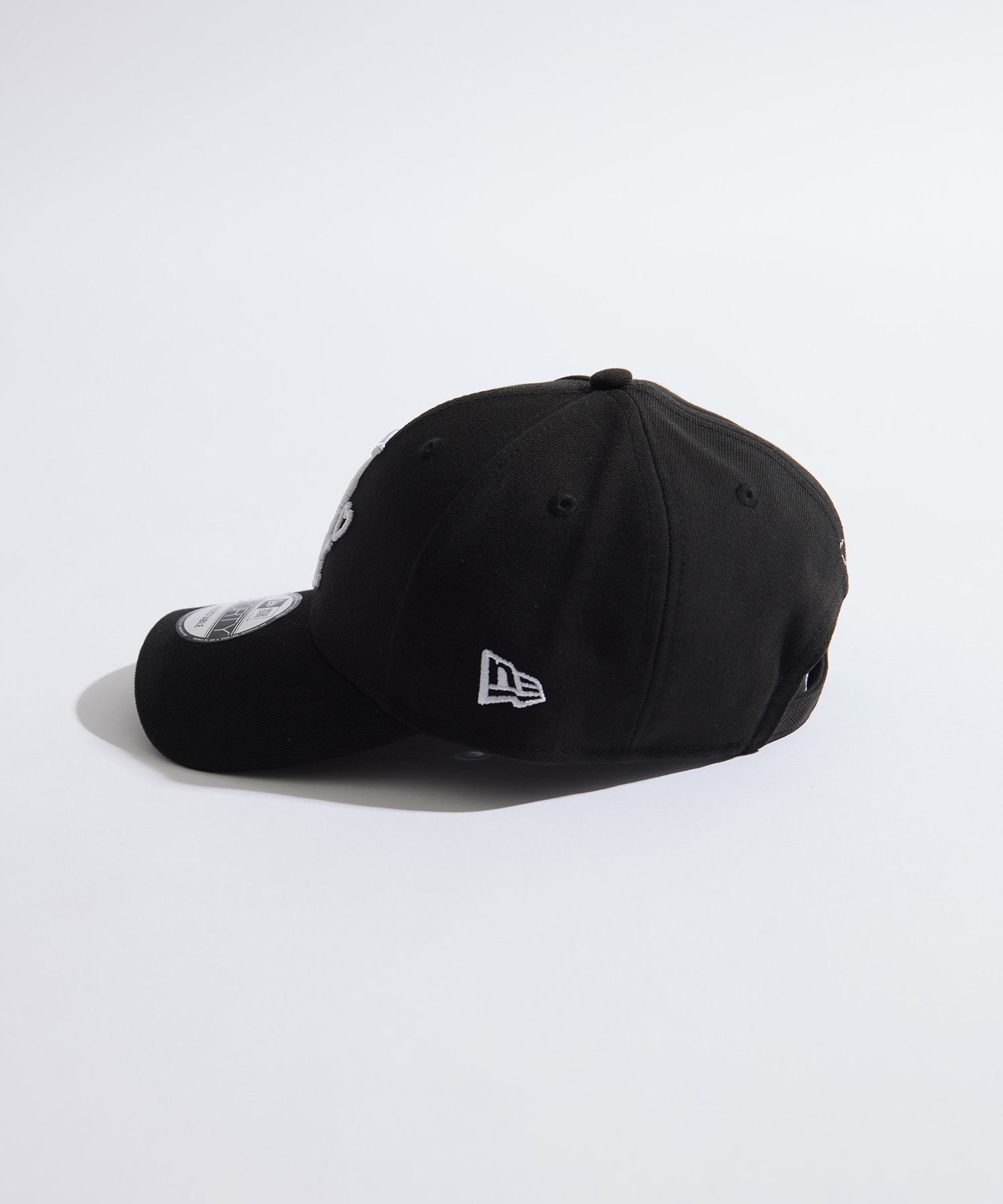 x Newera White Sox CapBLK BASICKS