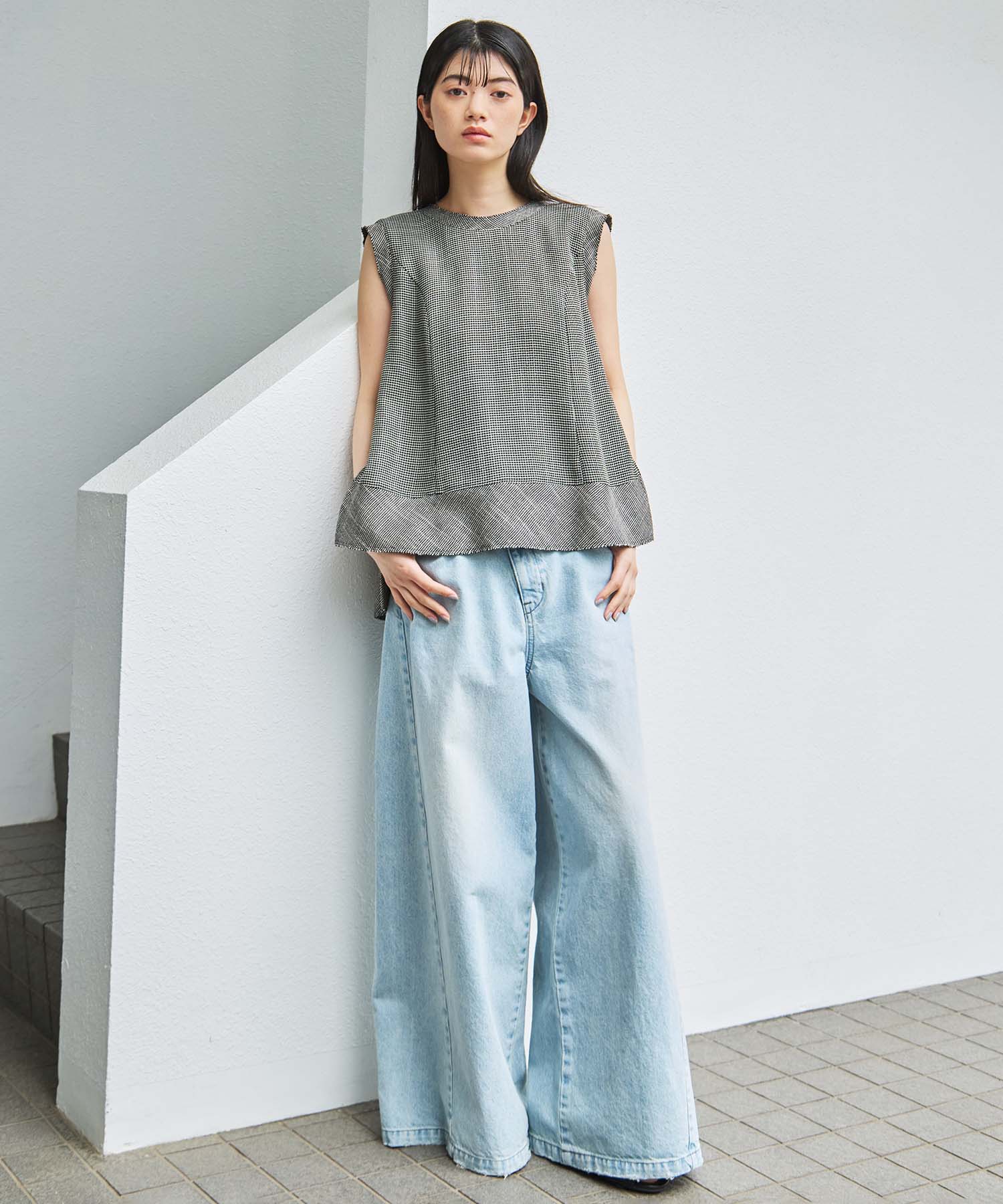 Sleeveless Washable Mesh Blouse STUDIOUS