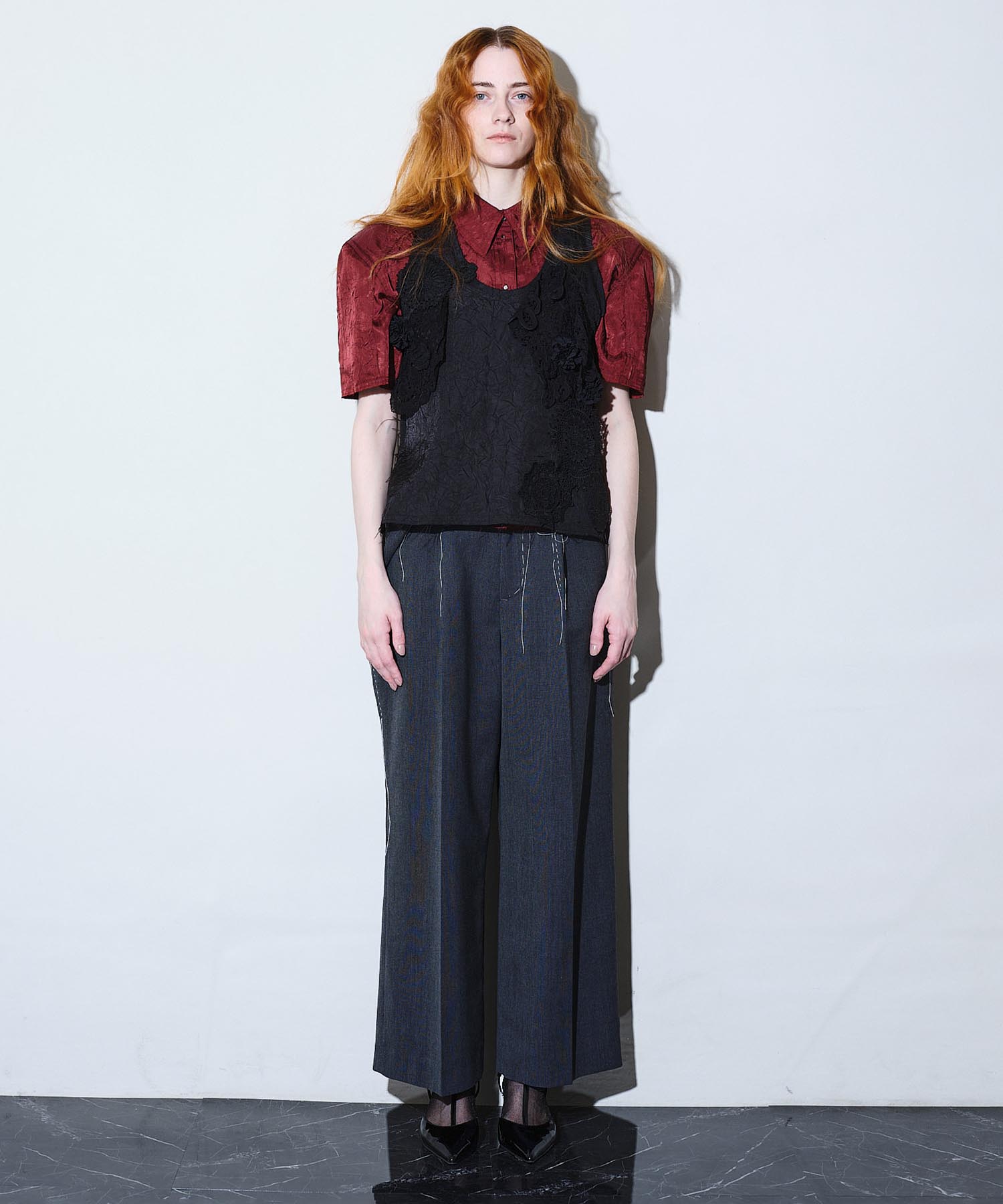 Darning motif tops HEELAL