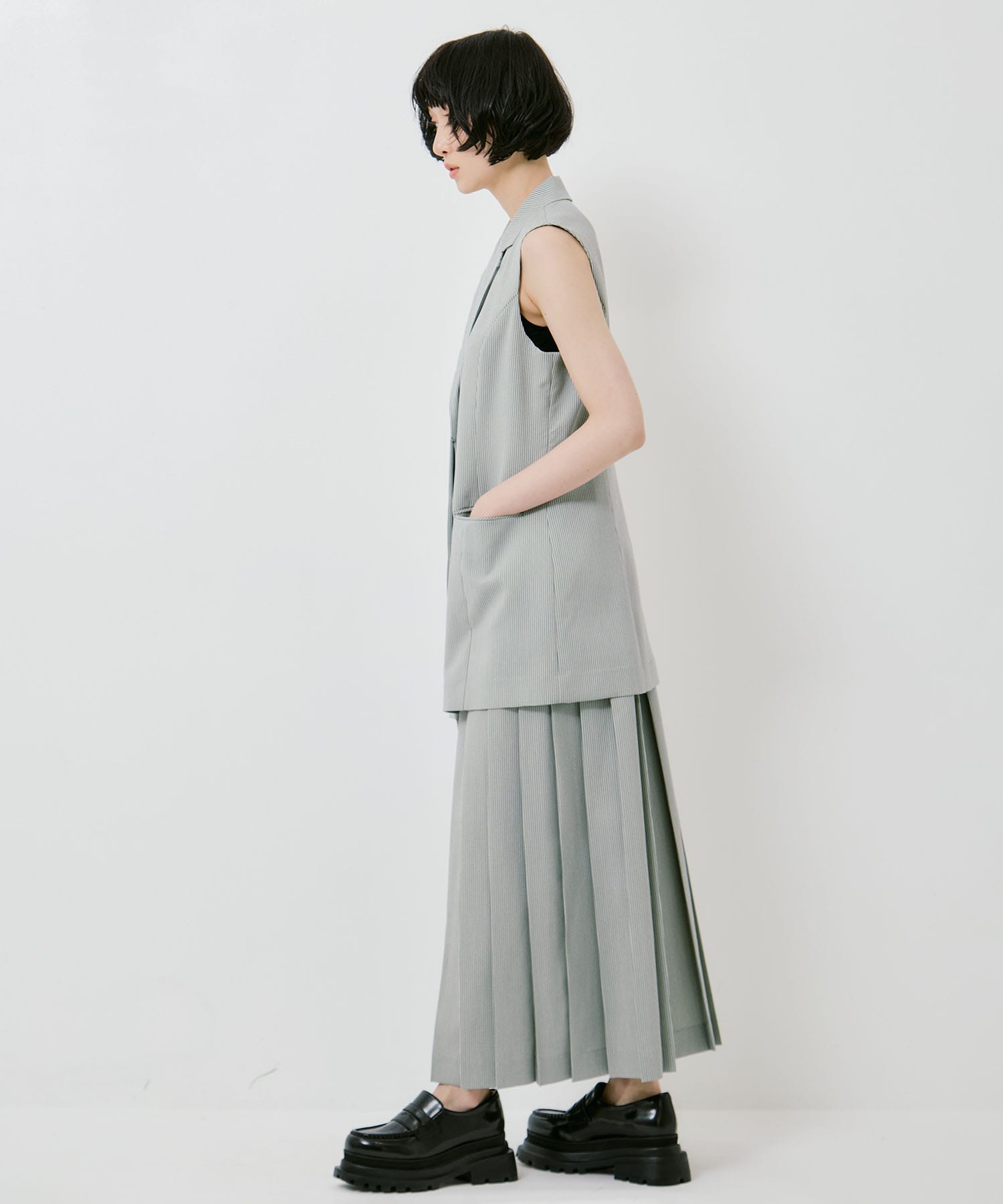 PLEATED SKIRT DOCKING SUIT DRESS AMERI