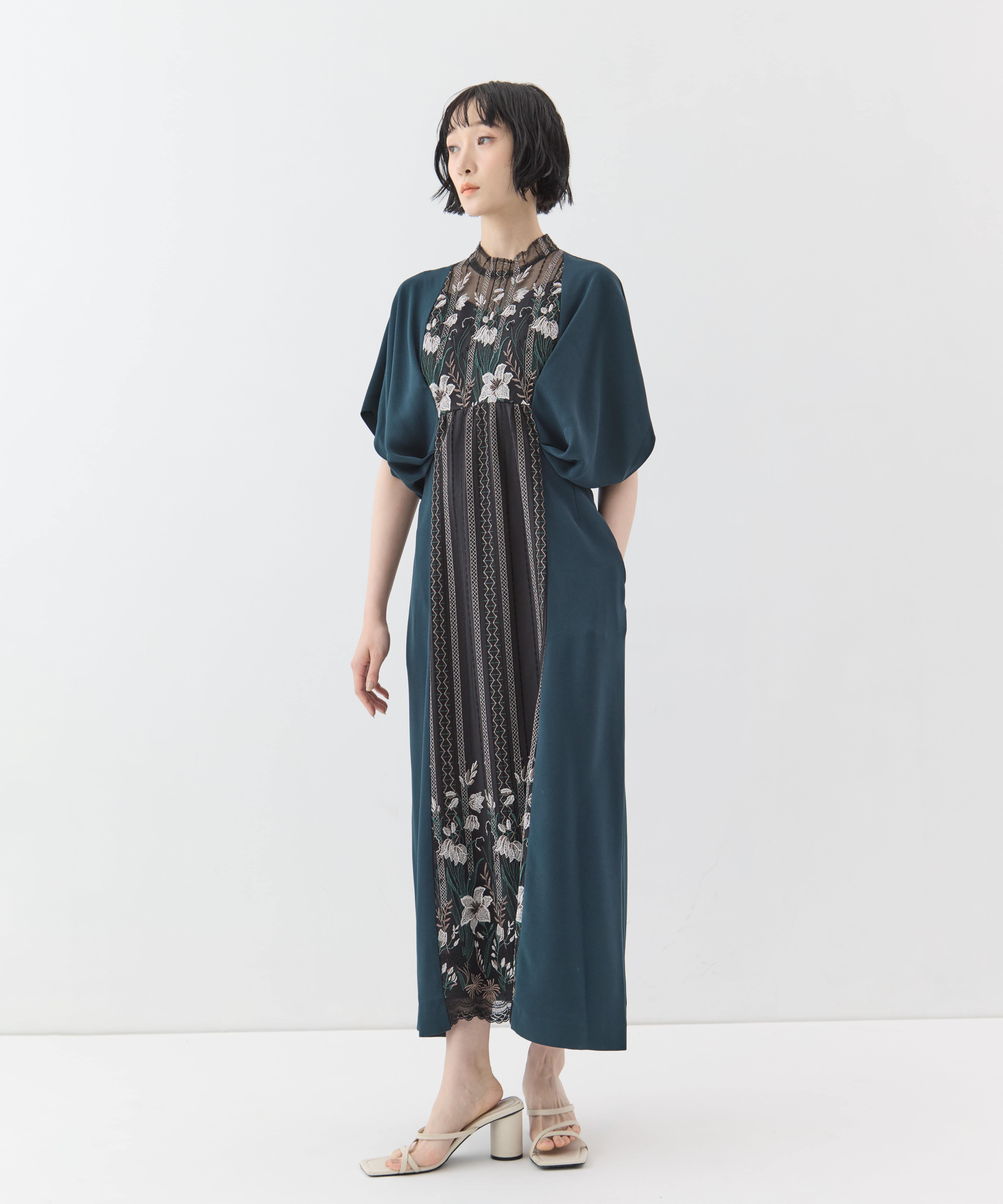 Classic lace dress MURRAL