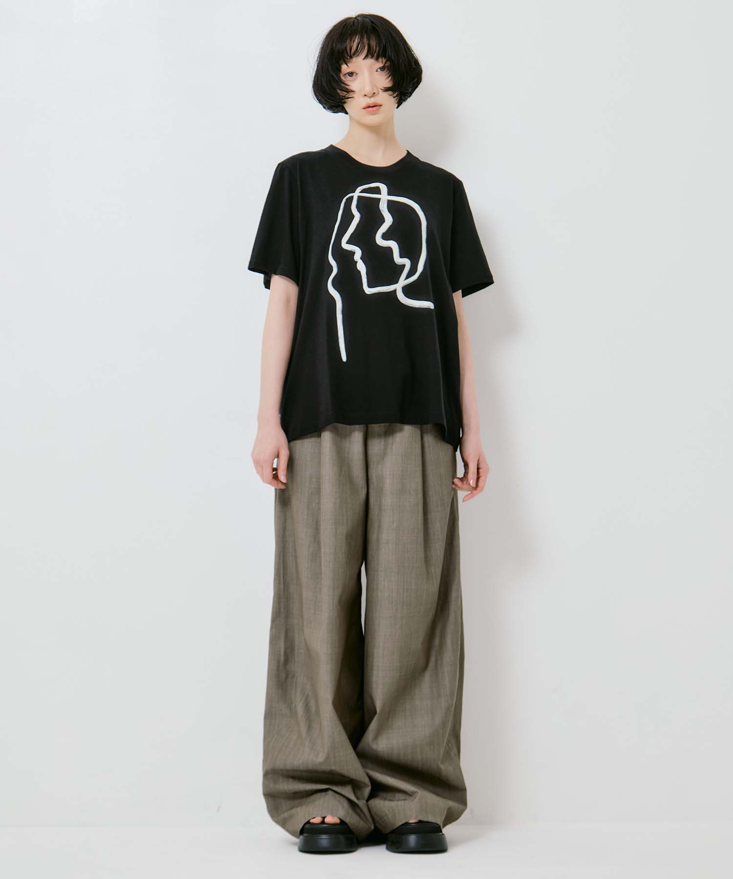 Line portrait T-shirt AKIRANAKA