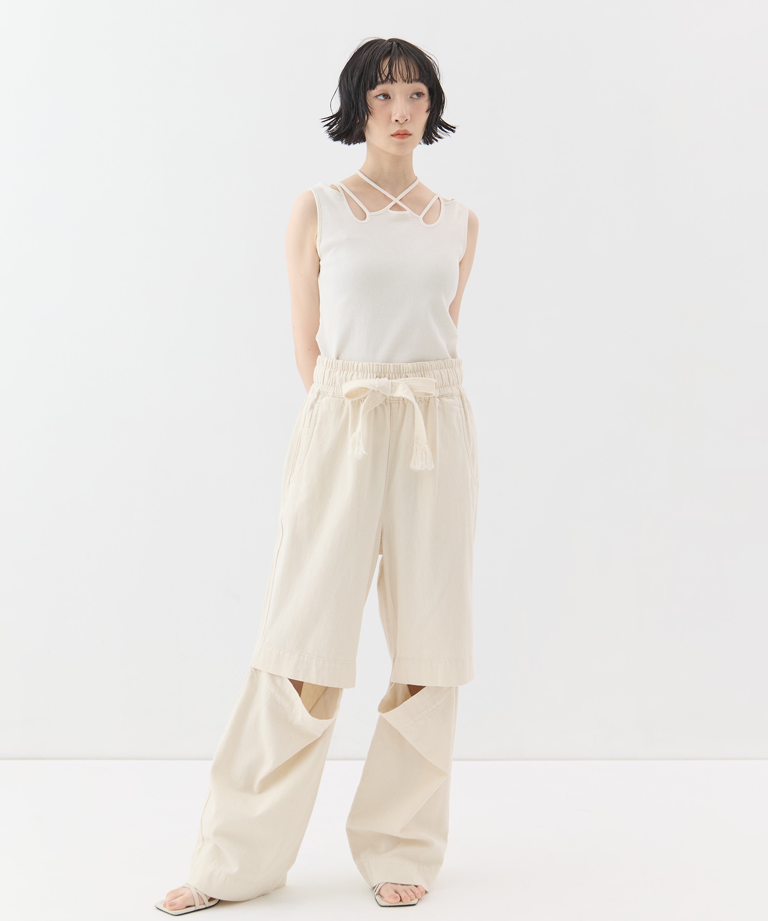 別注Relaxed open knee LIVINGTONE
