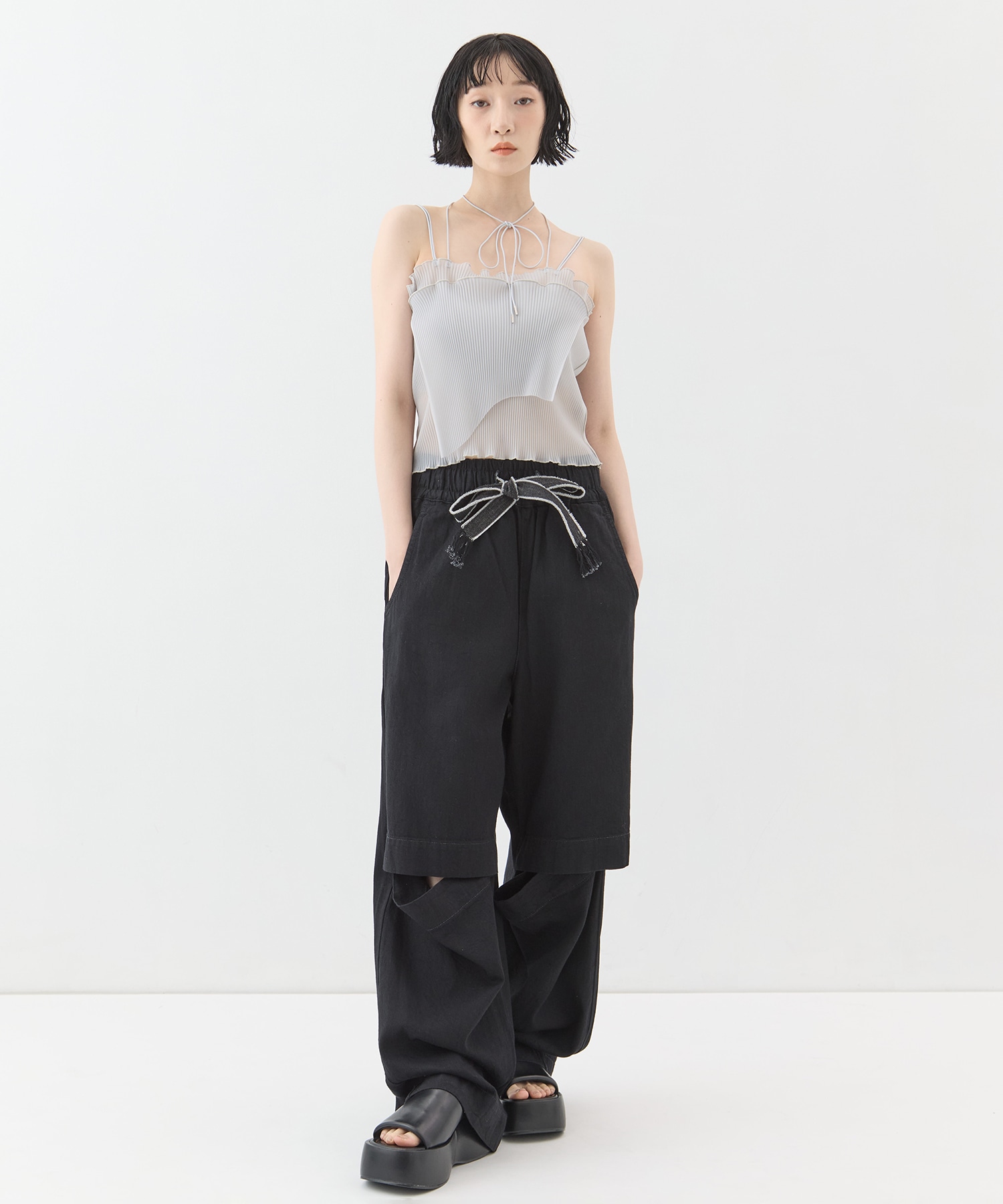 別注Relaxed open knee LIVINGTONE