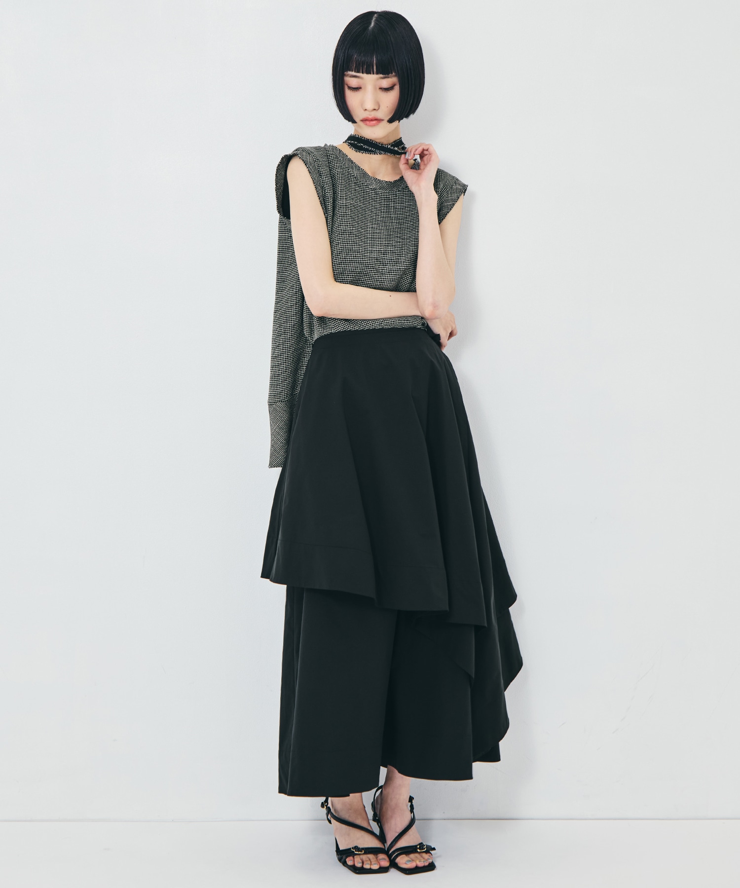 Asymmetry Wrap Layer Skirt STUDIOUS