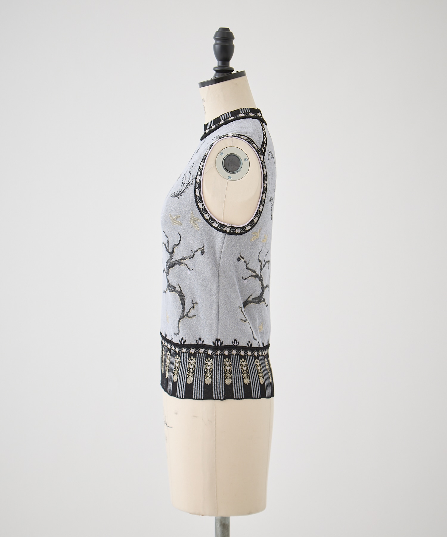 Layered Jacquard Sleeveless Knit Top Mame Kurogouchi