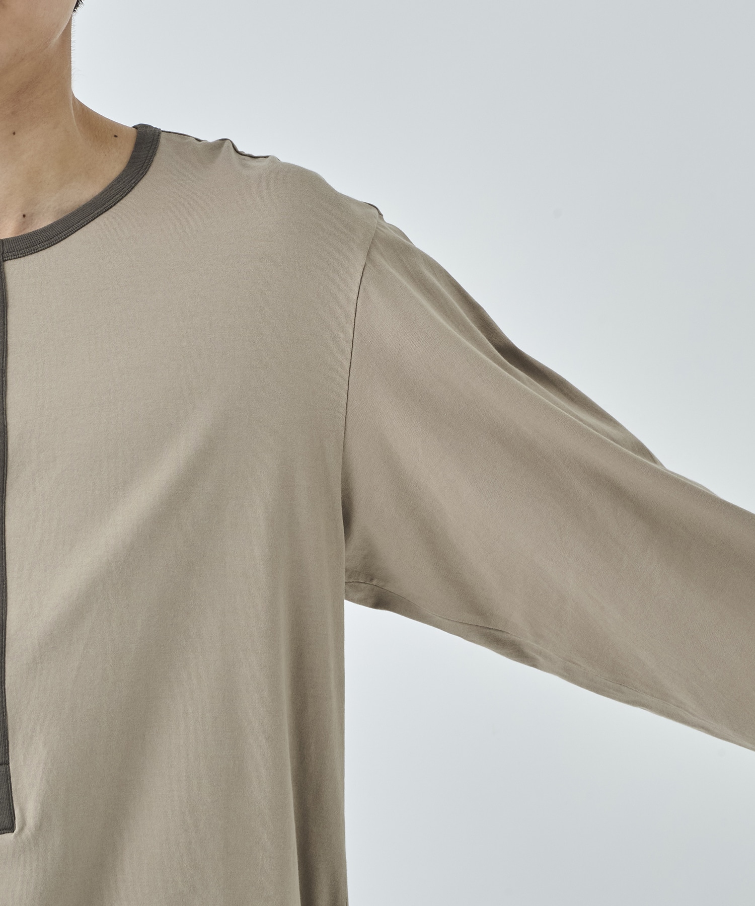 Henley Neck Long Sleeve Shirt MATSUFUJI