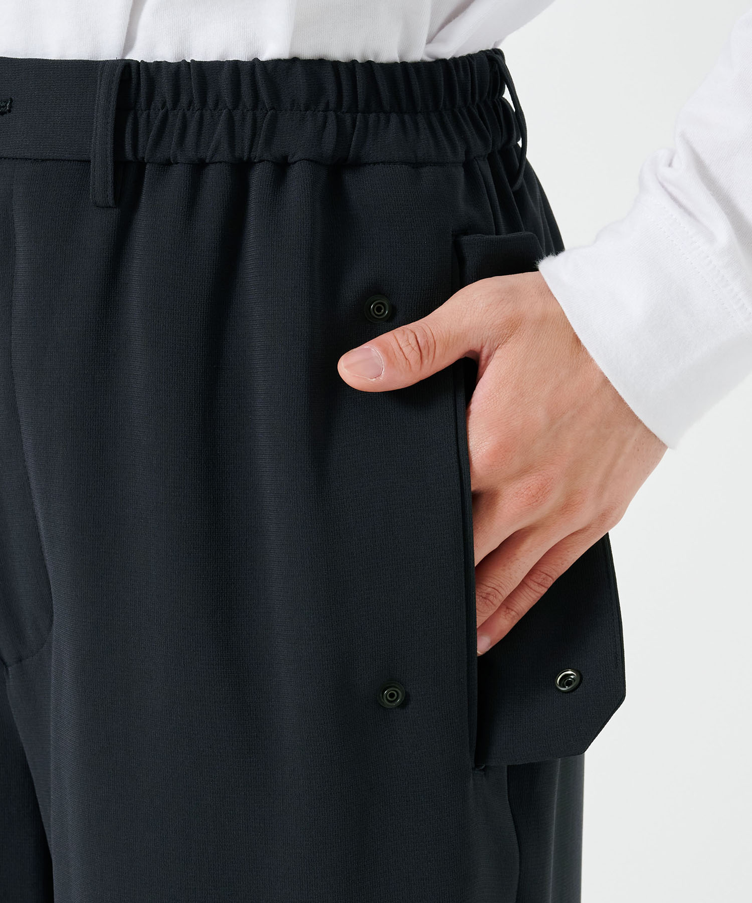 ESSENTIAL RELAX WIDE PANTS STUDIOUS