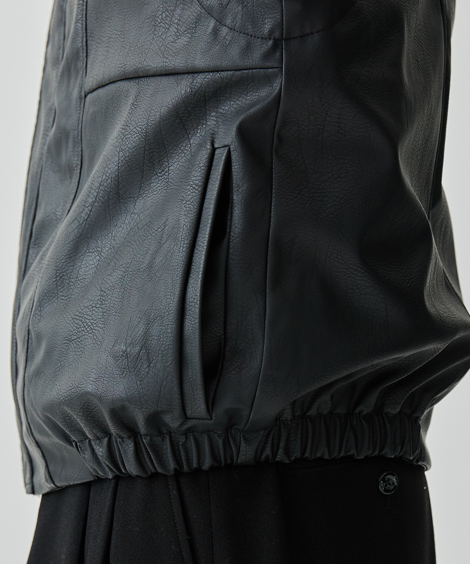 〈別注〉 Eco Leather VEST NOISEMARKER
