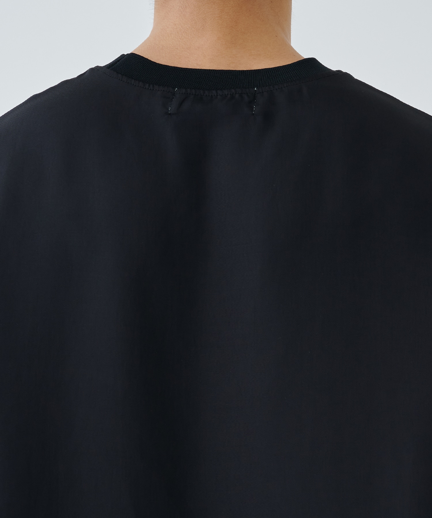 Silky Twill Simple Modern Rib Neck Pullover CULLNI