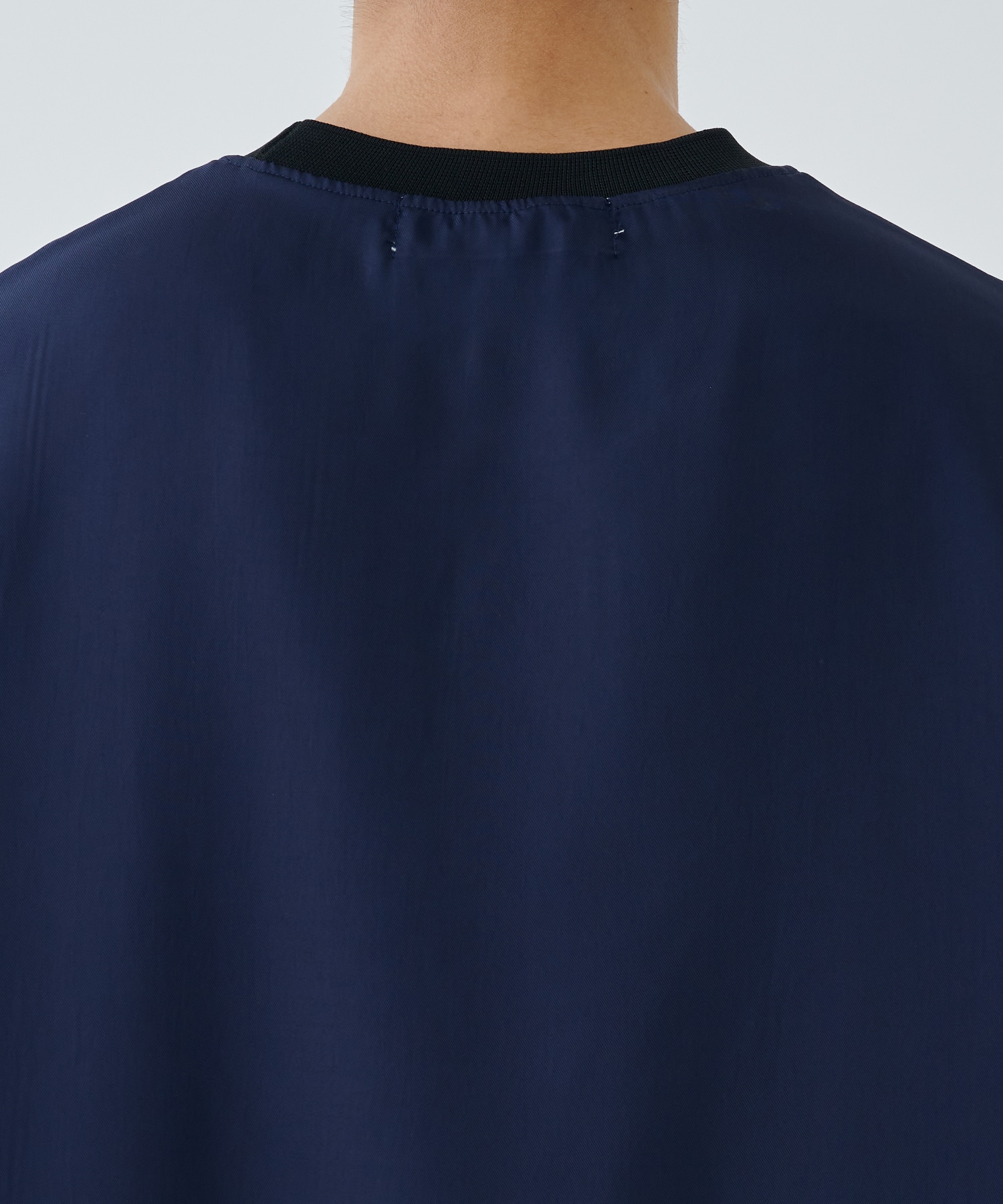 Silky Twill Simple Modern Rib Neck Pullover CULLNI