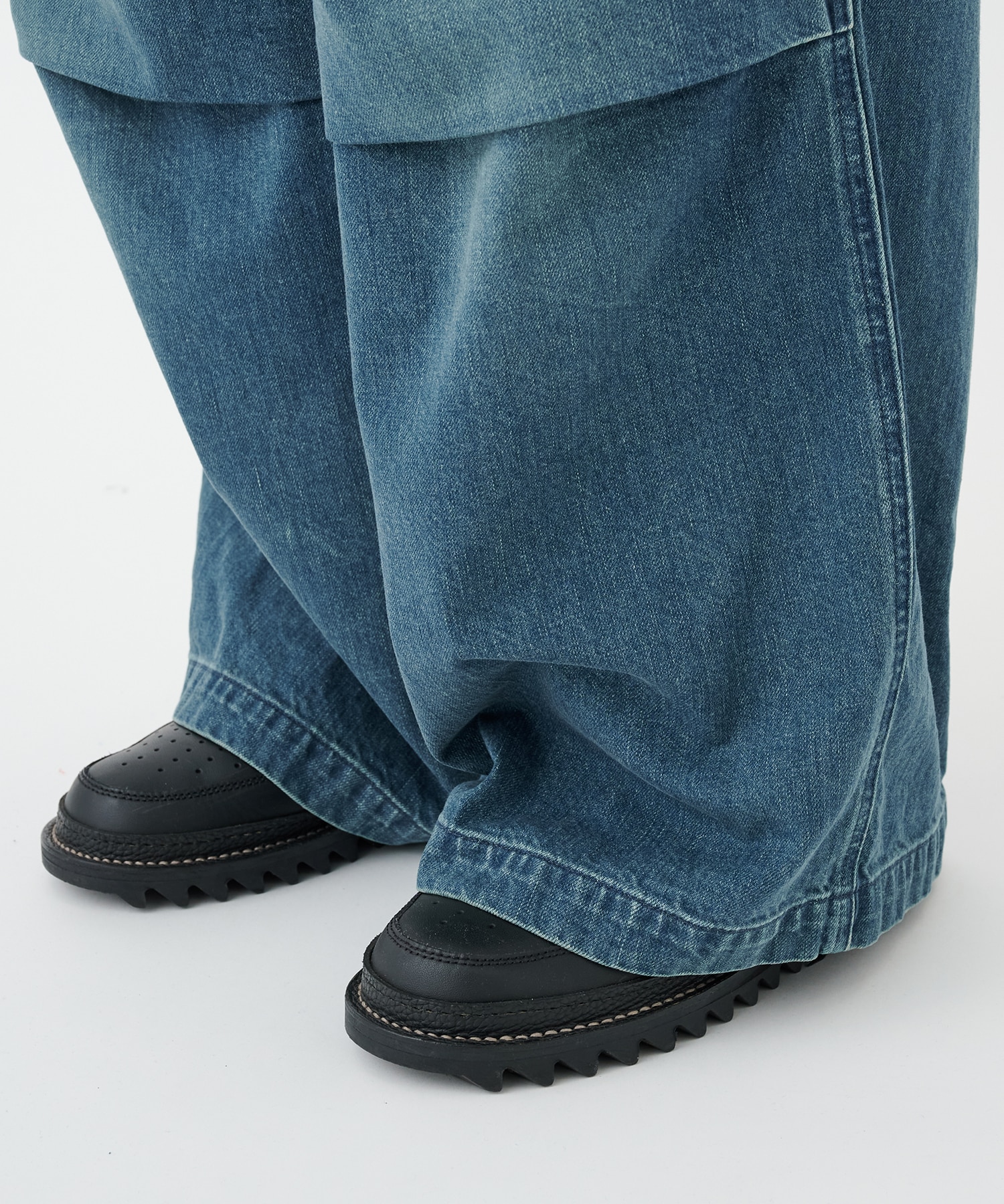 PARACHUTE DENIM PANTS JieDa
