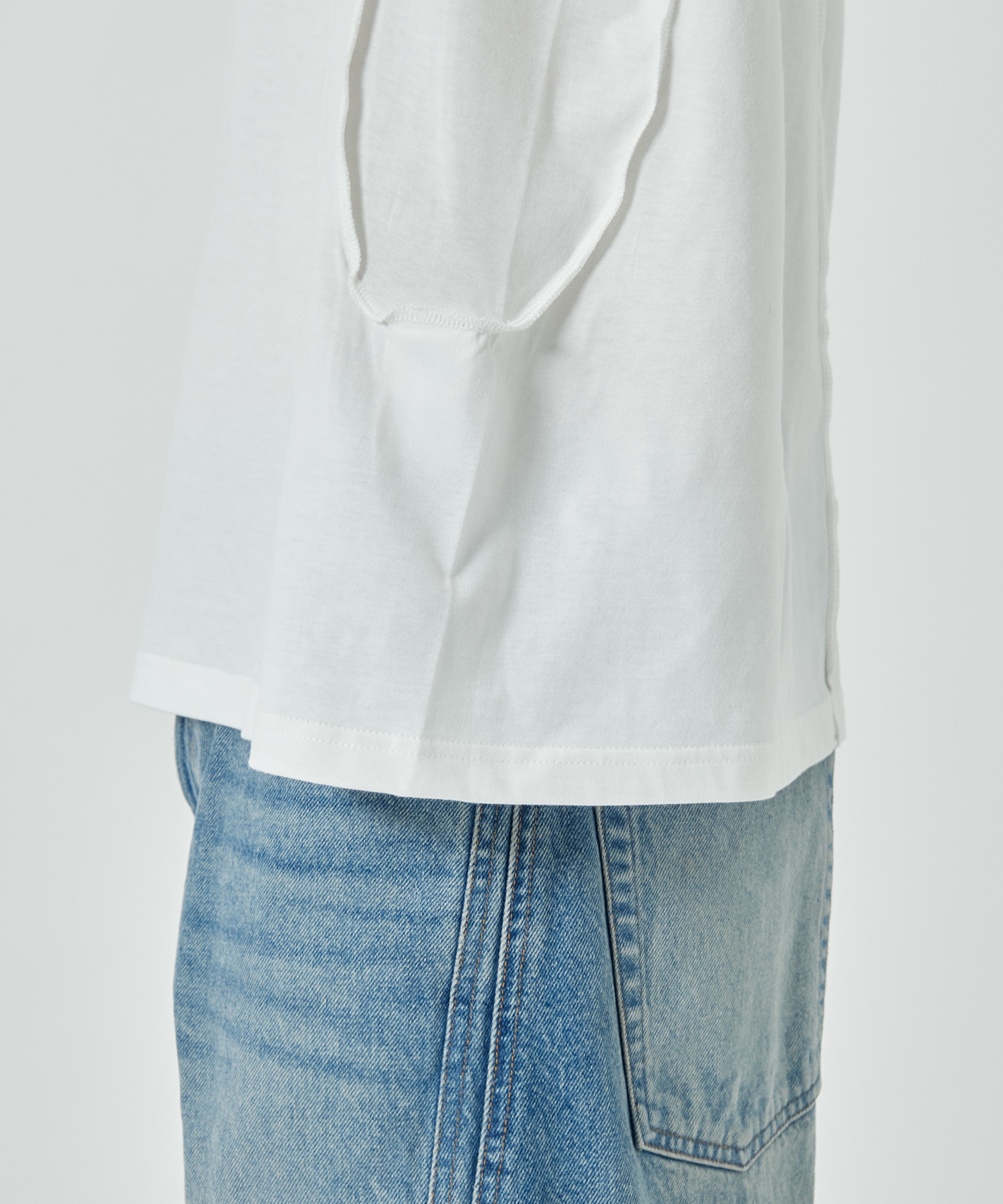 HALF SLEEVE T-SHIRT NVRFRGT