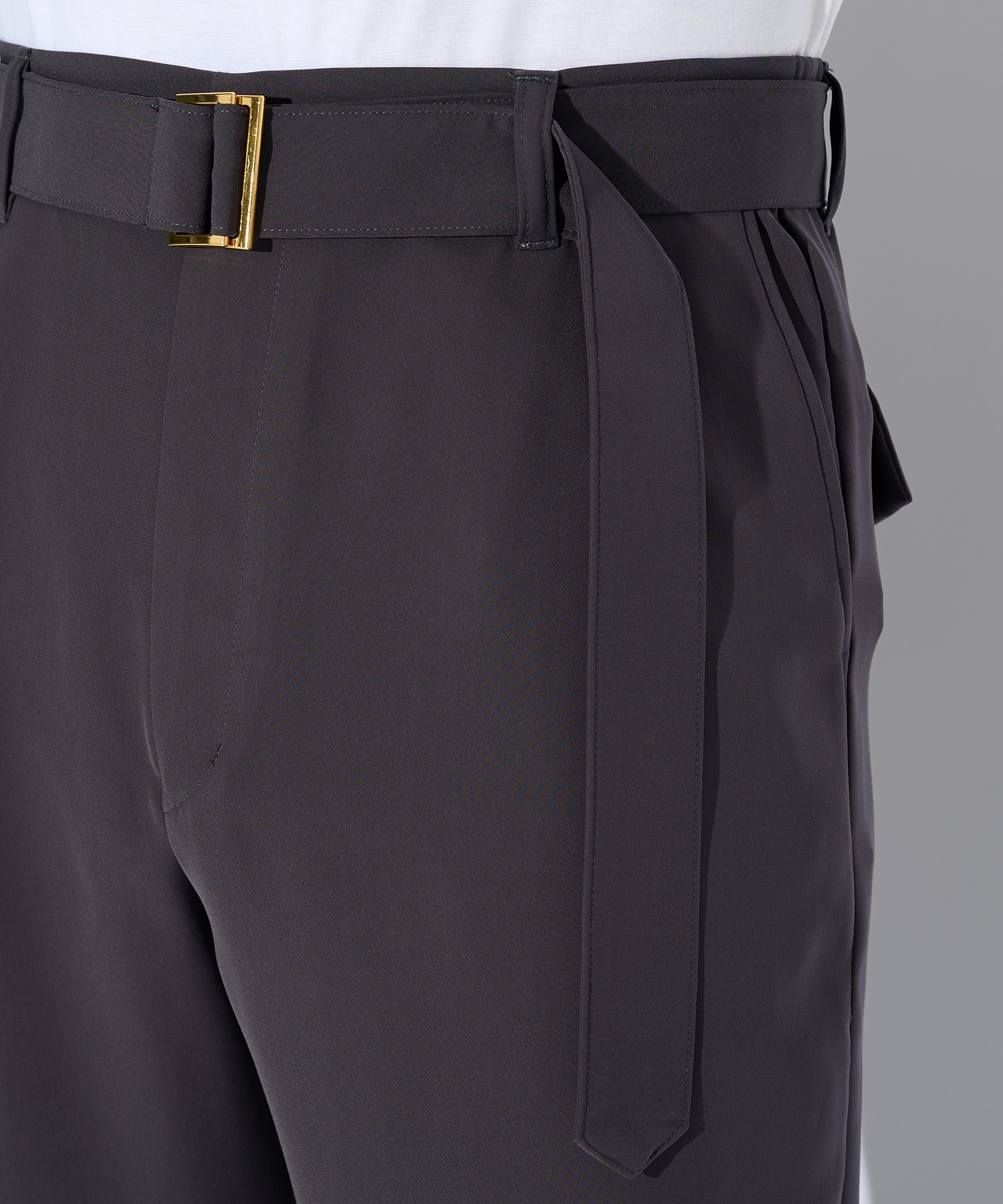 Dry Double Satin 1Tuck Pant with Long Belt CULLNI