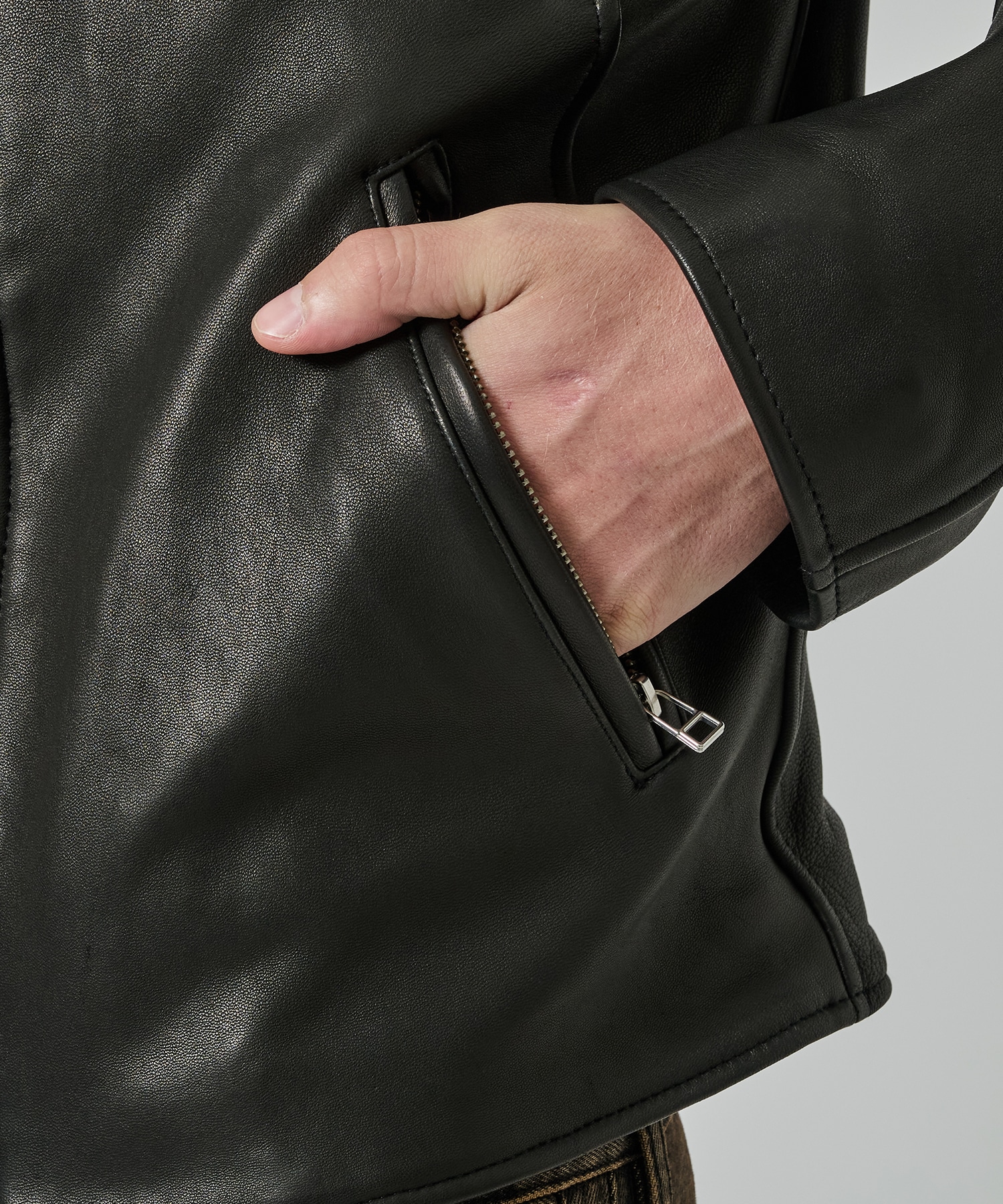LEATHER MOTORCYCLE JACKET NVRFRGT