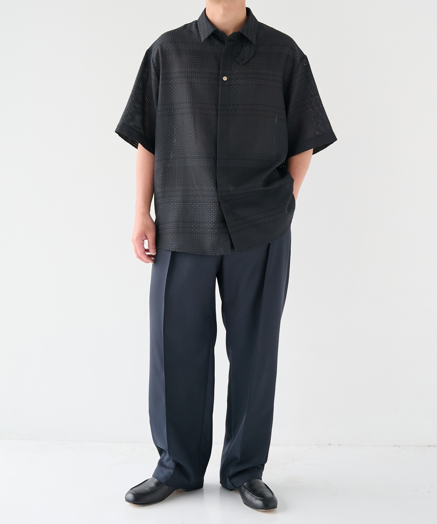 Sheer Tile Check Chin Tab Short Sleeve Shirt CULLNI