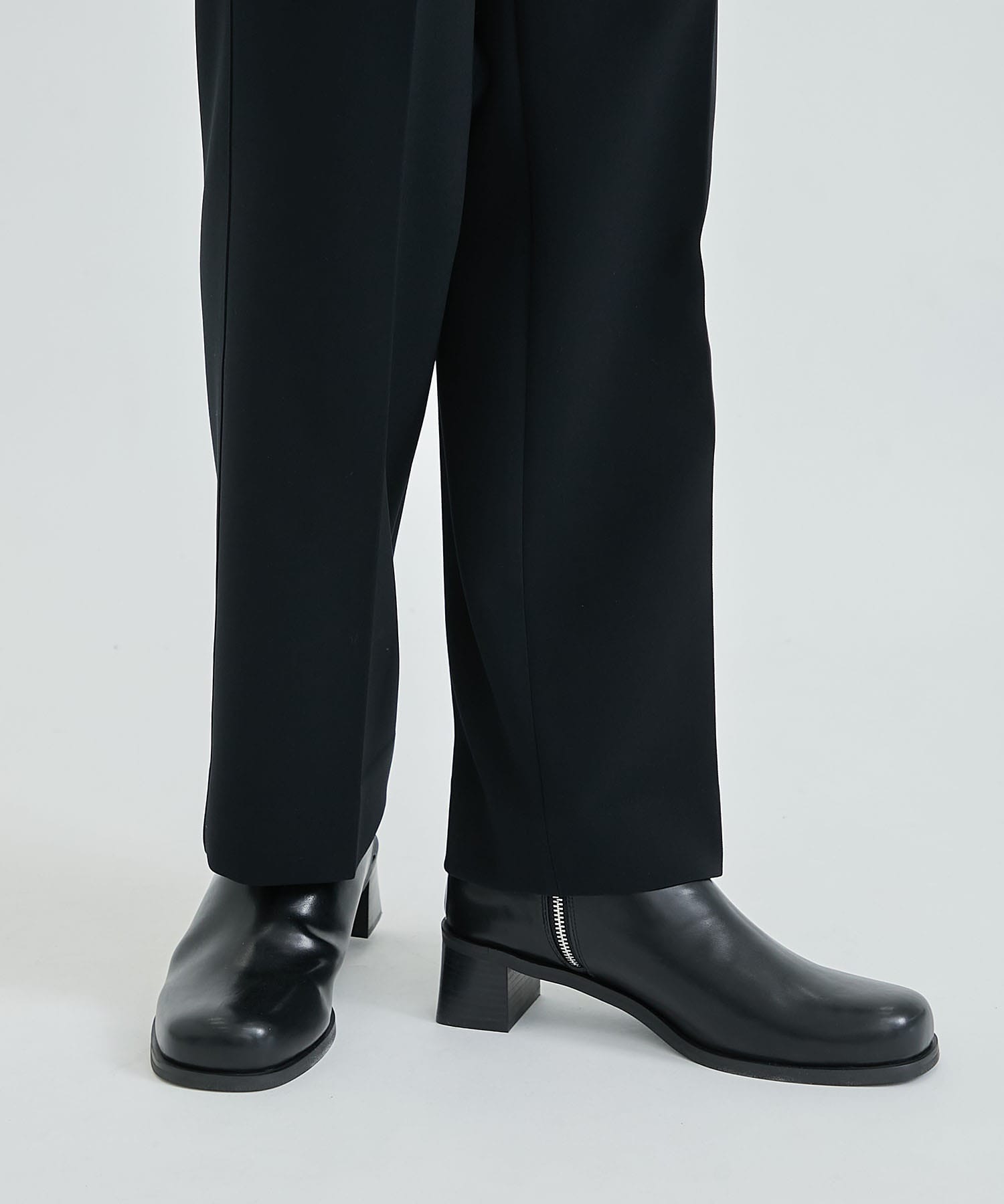 PLATFORM HEEL BOOTS STUDIOUS