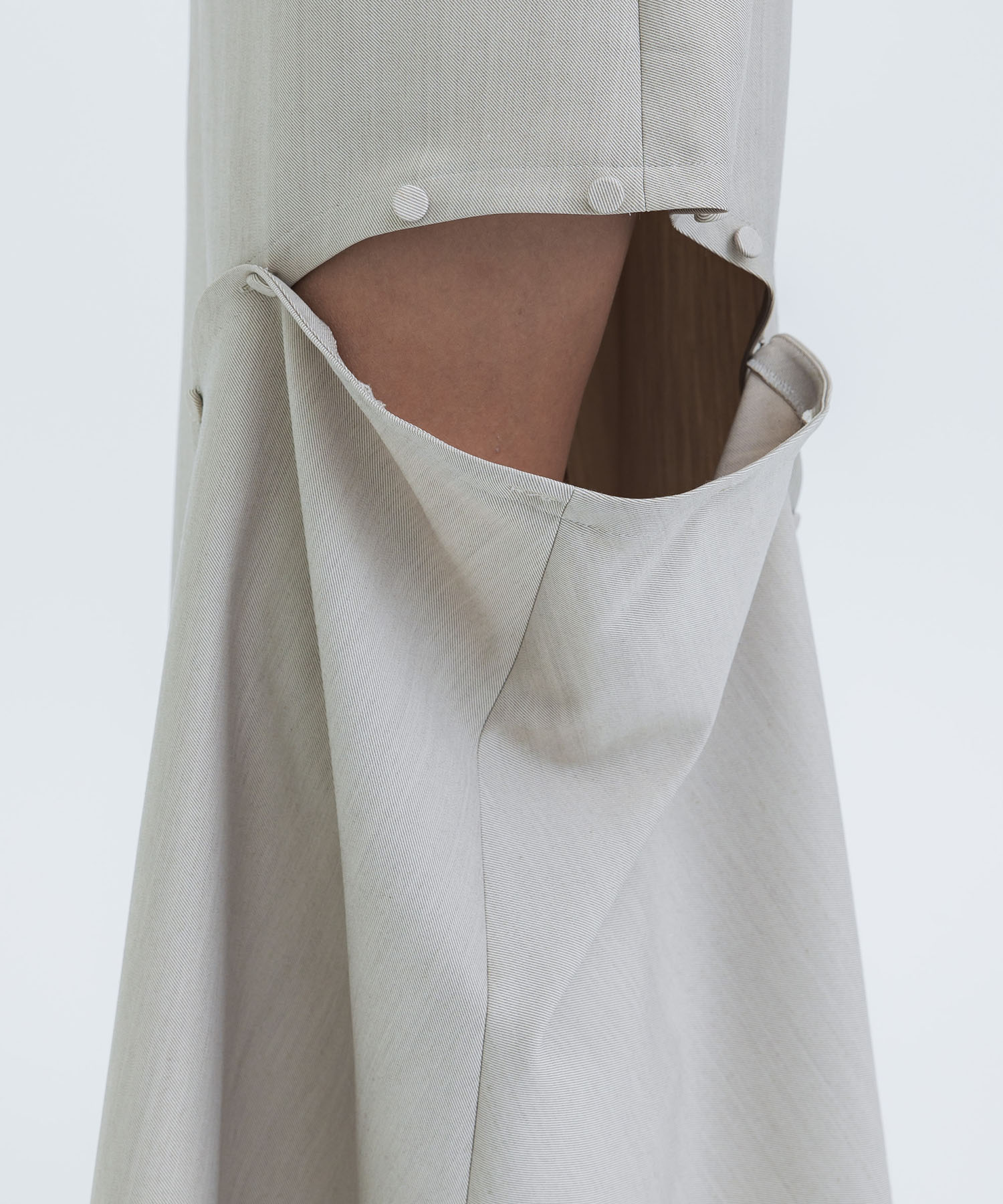 Wave Slashed Skirt STUDIOUS