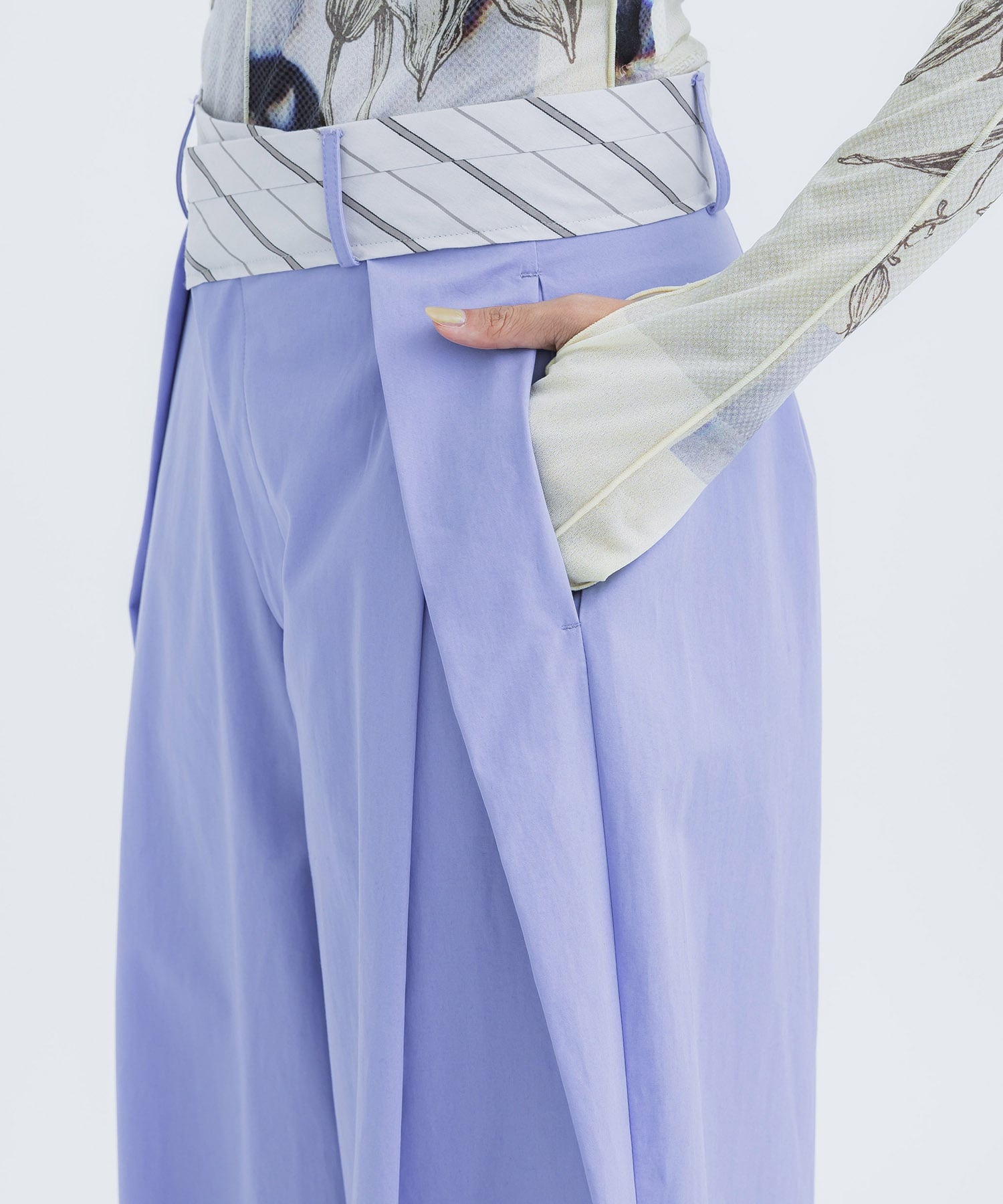 Cotton Tucked Trousers STUDIOUS