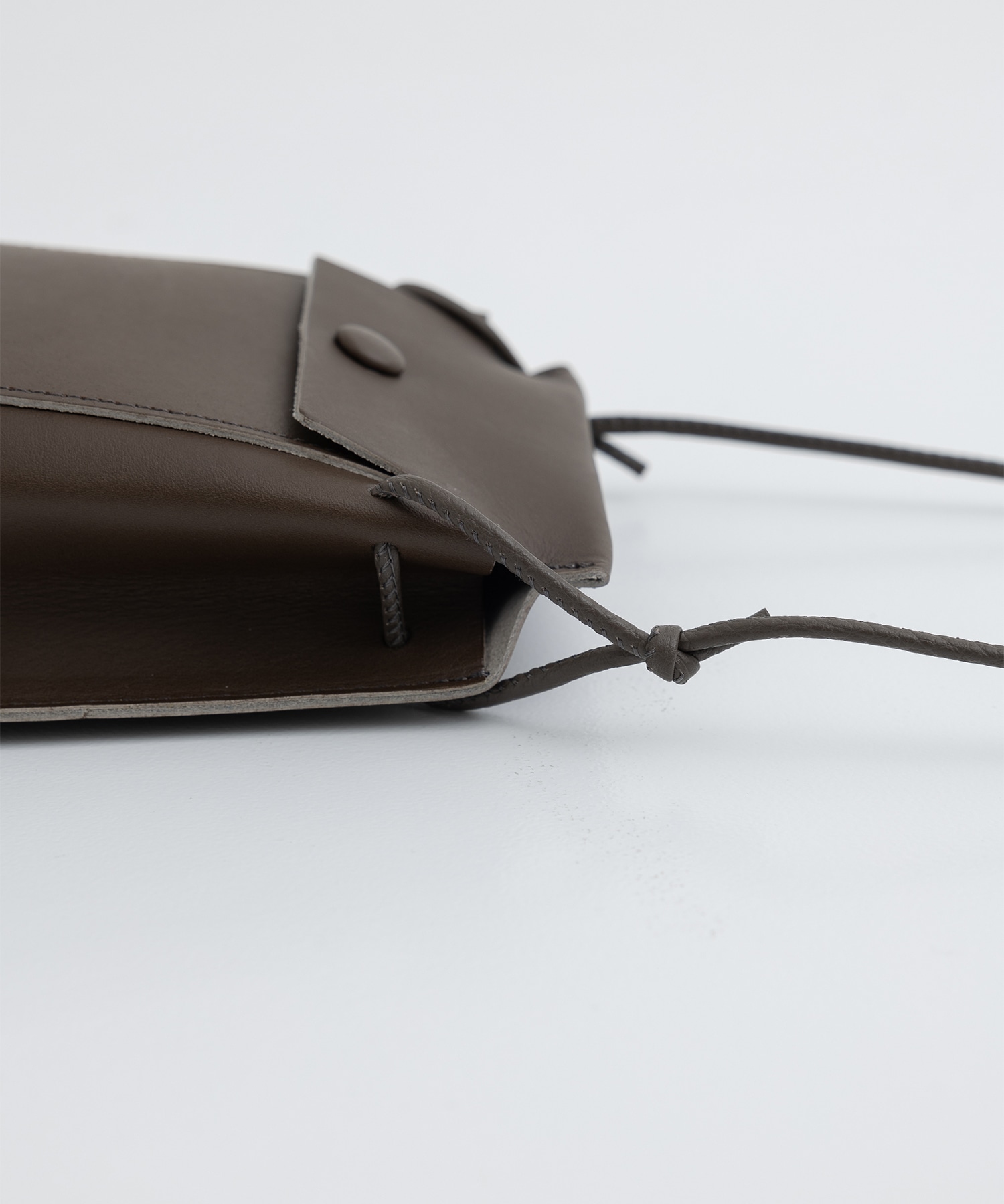 BENT POUCH MARROW