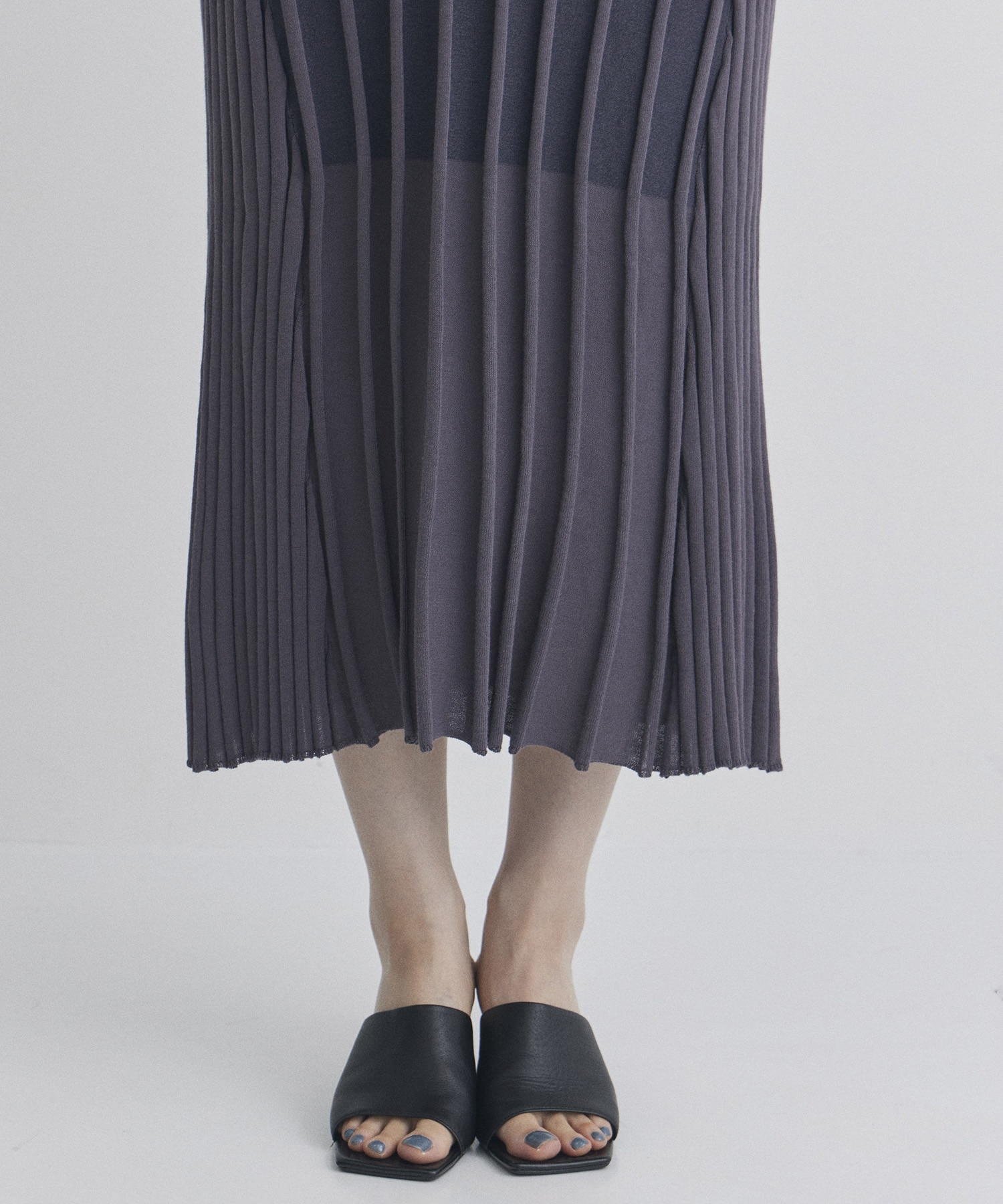 別注HALF SLEEVE ZIP DRESS CINOH