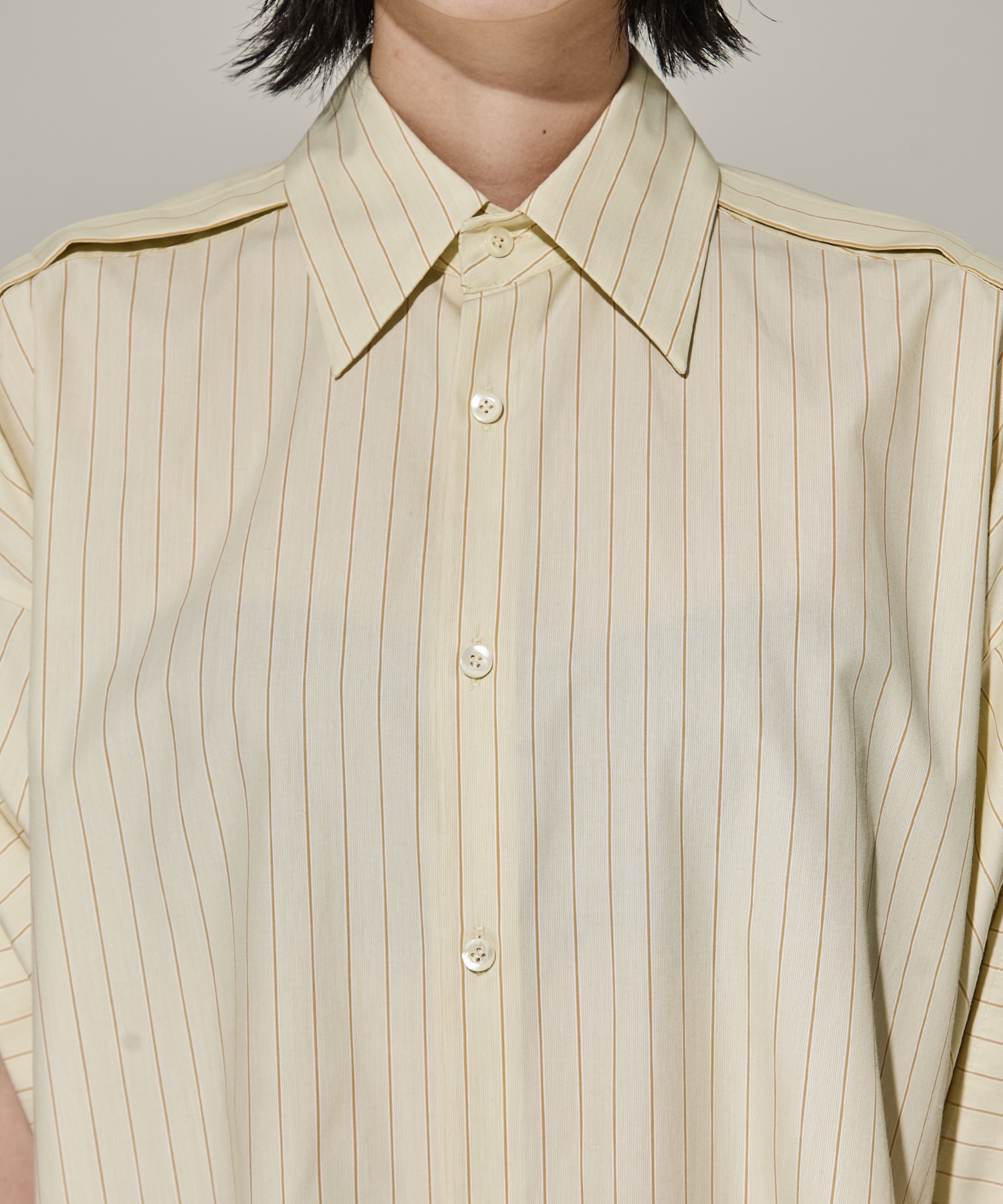 Square belt Shirt UJOH