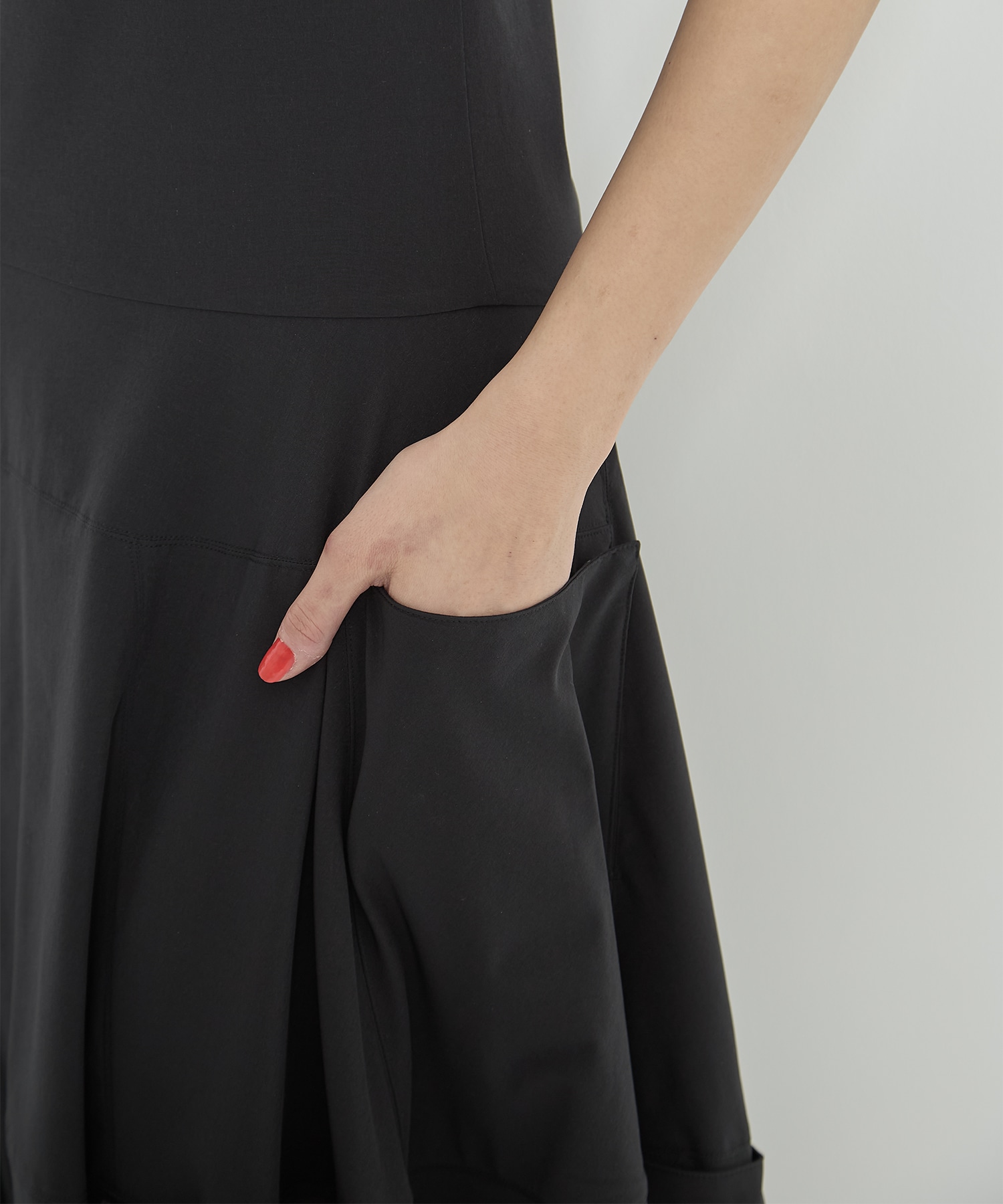 Y3-S25-0000-151/W VENT DRESS Y-3