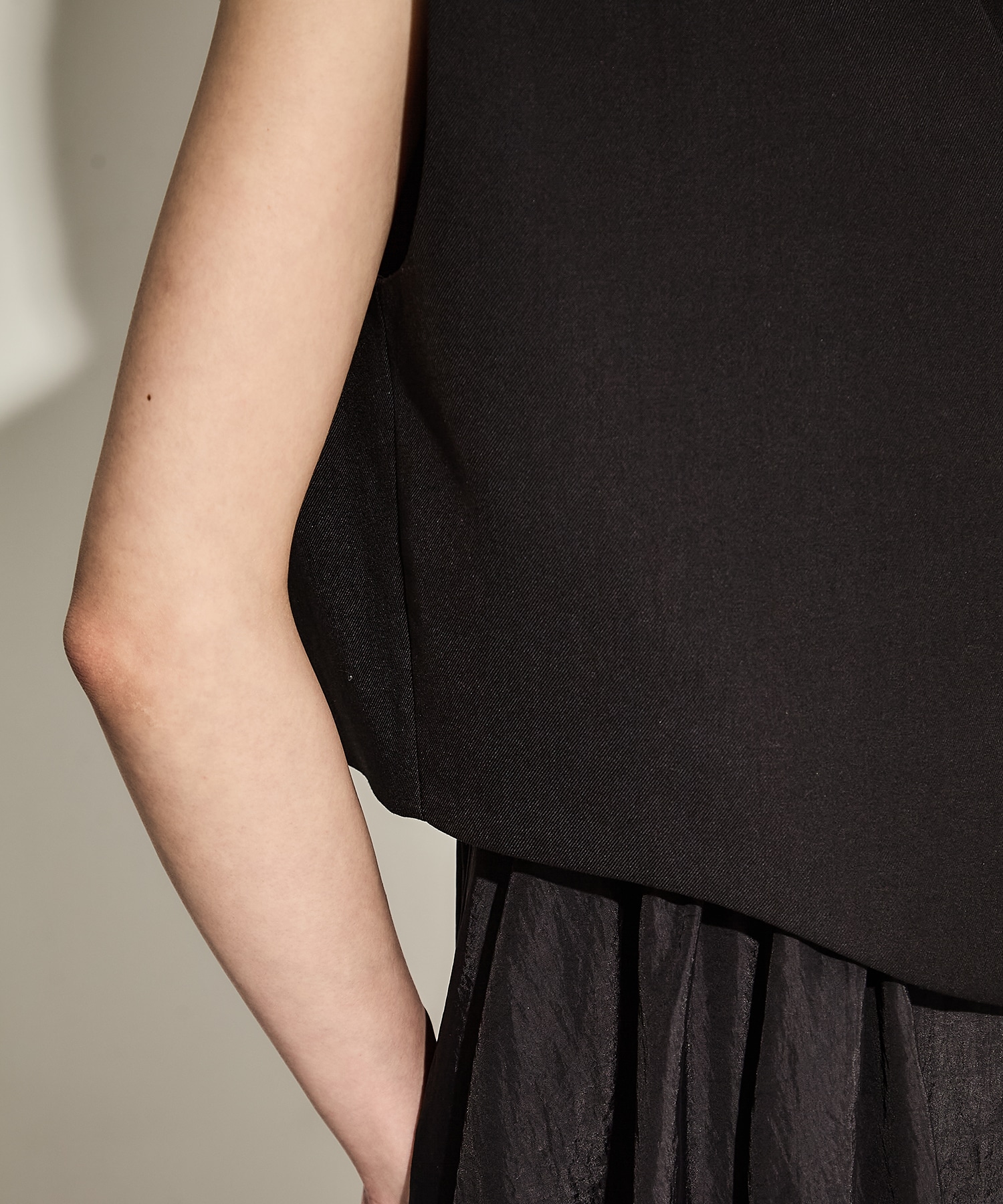WAVE VEST WITH FLARE DRESS AMERI