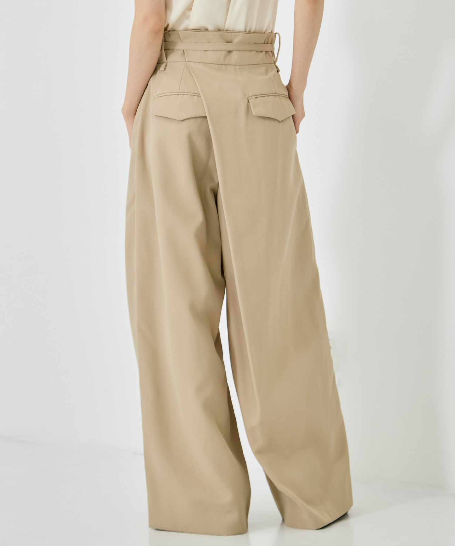 Back Asymmetry Chino Pants STUDIOUS
