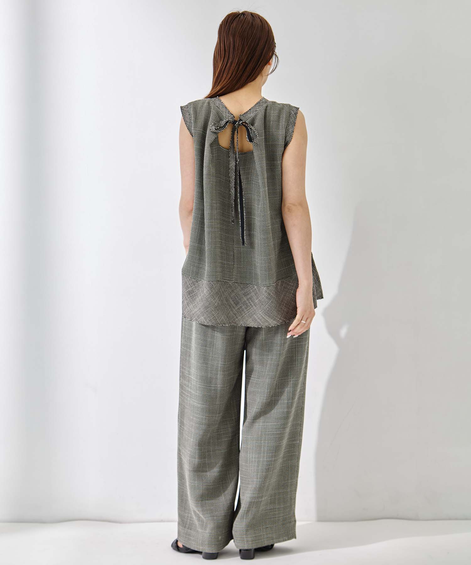 Sleeveless Washable Mesh Blouse STUDIOUS