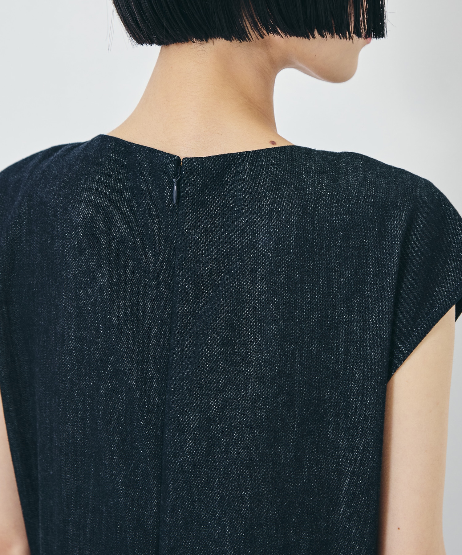 別注CUT-OUT FLERED DRESS 