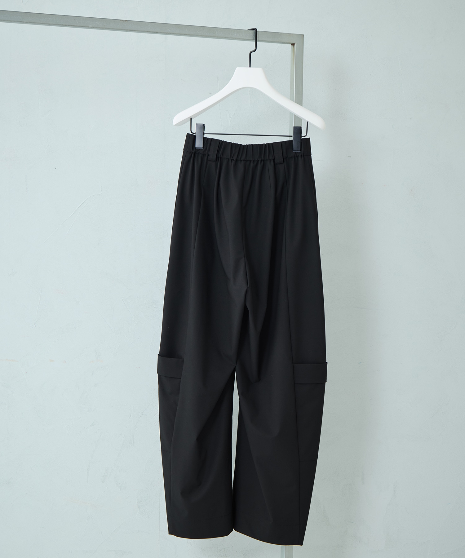 Soft Barrel Leg Flap Cargo Trousers STUDIOUS