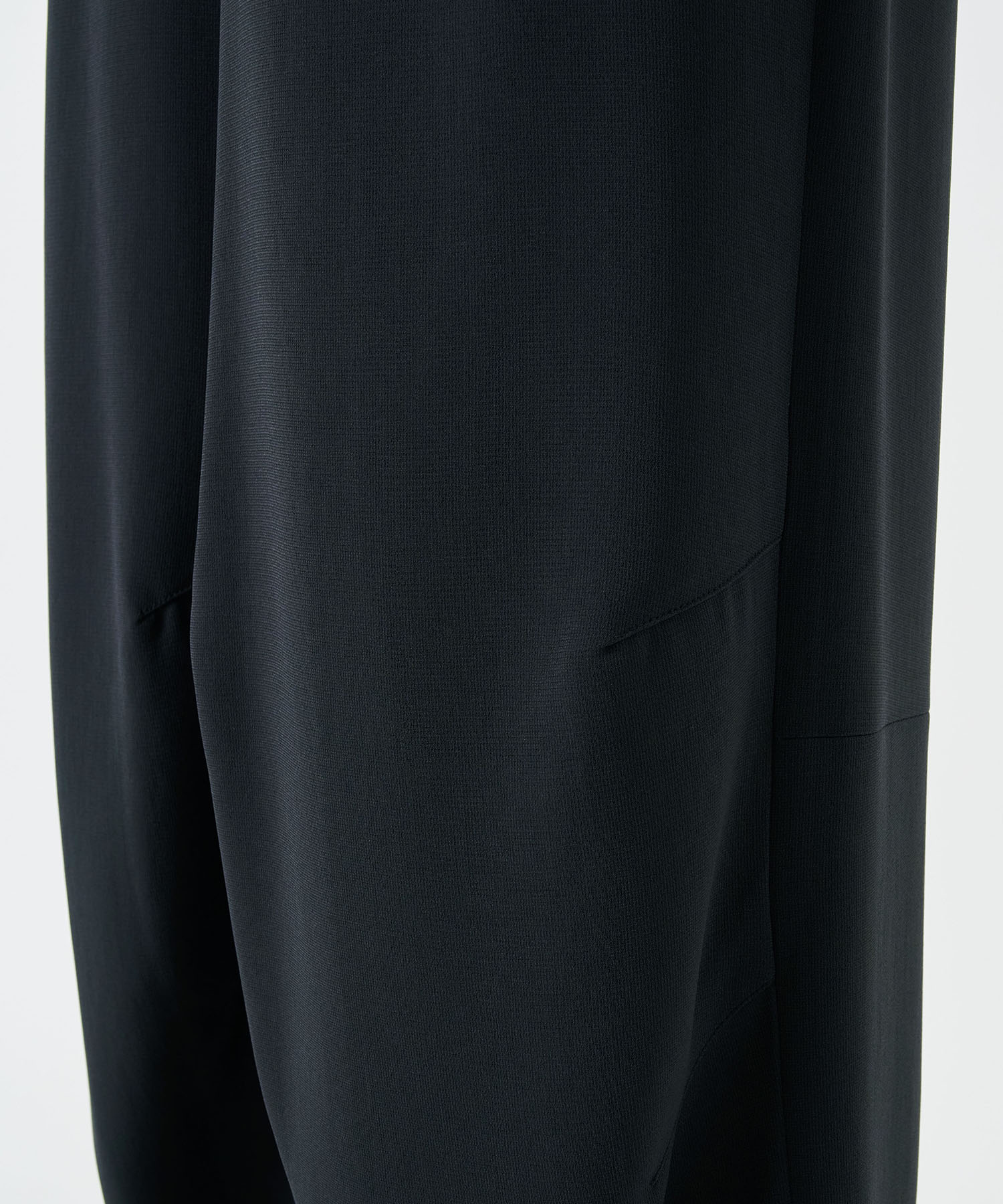 ESSENTIAL RELAX WIDE PANTS STUDIOUS