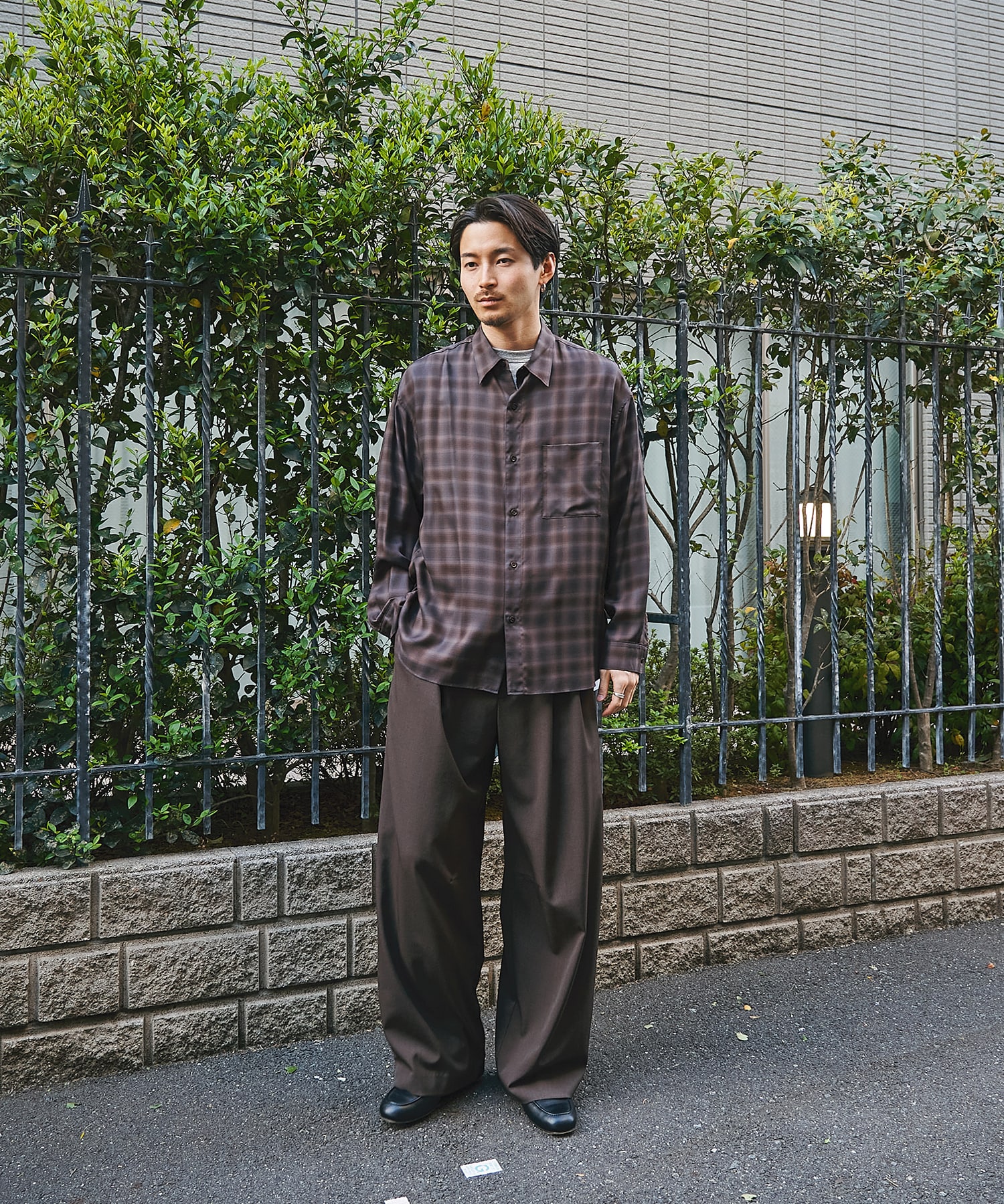 2Tuck Curve Slacks STUDIOUS