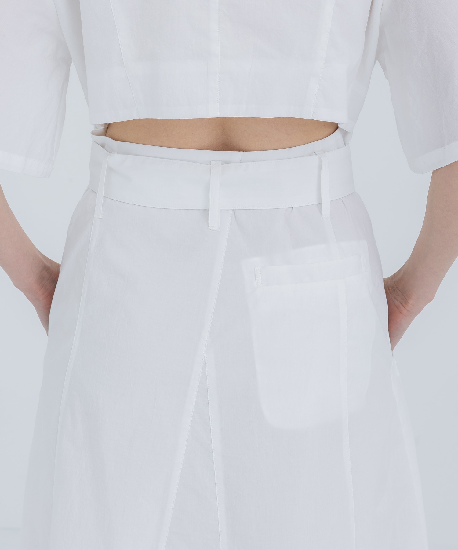 Leila trench dress WH AKIRANAKA
