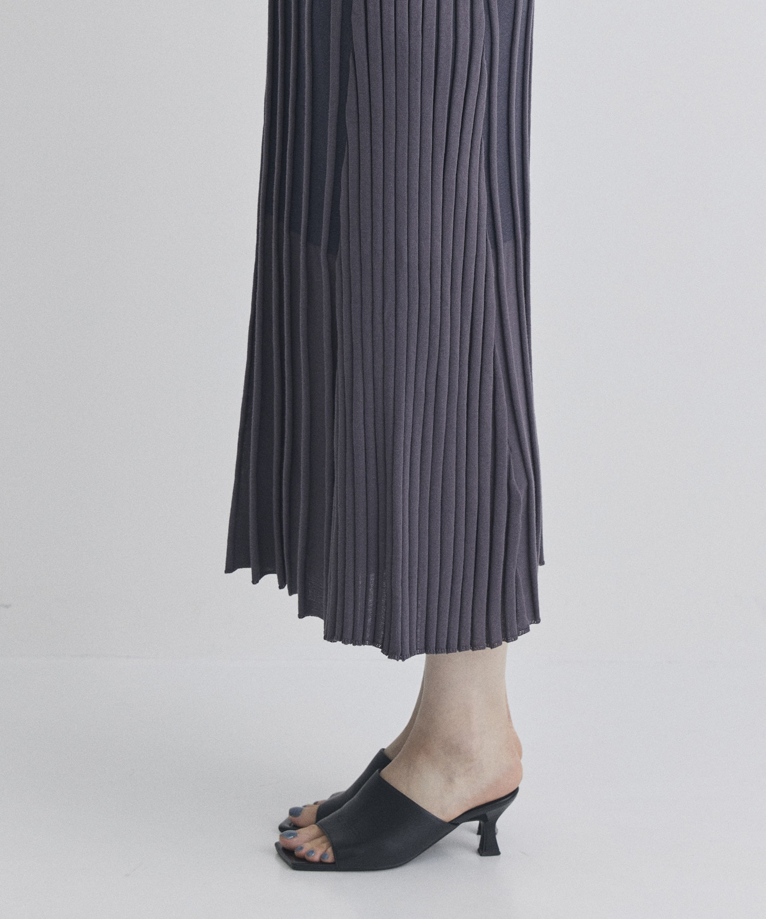 別注HALF SLEEVE ZIP DRESS CINOH