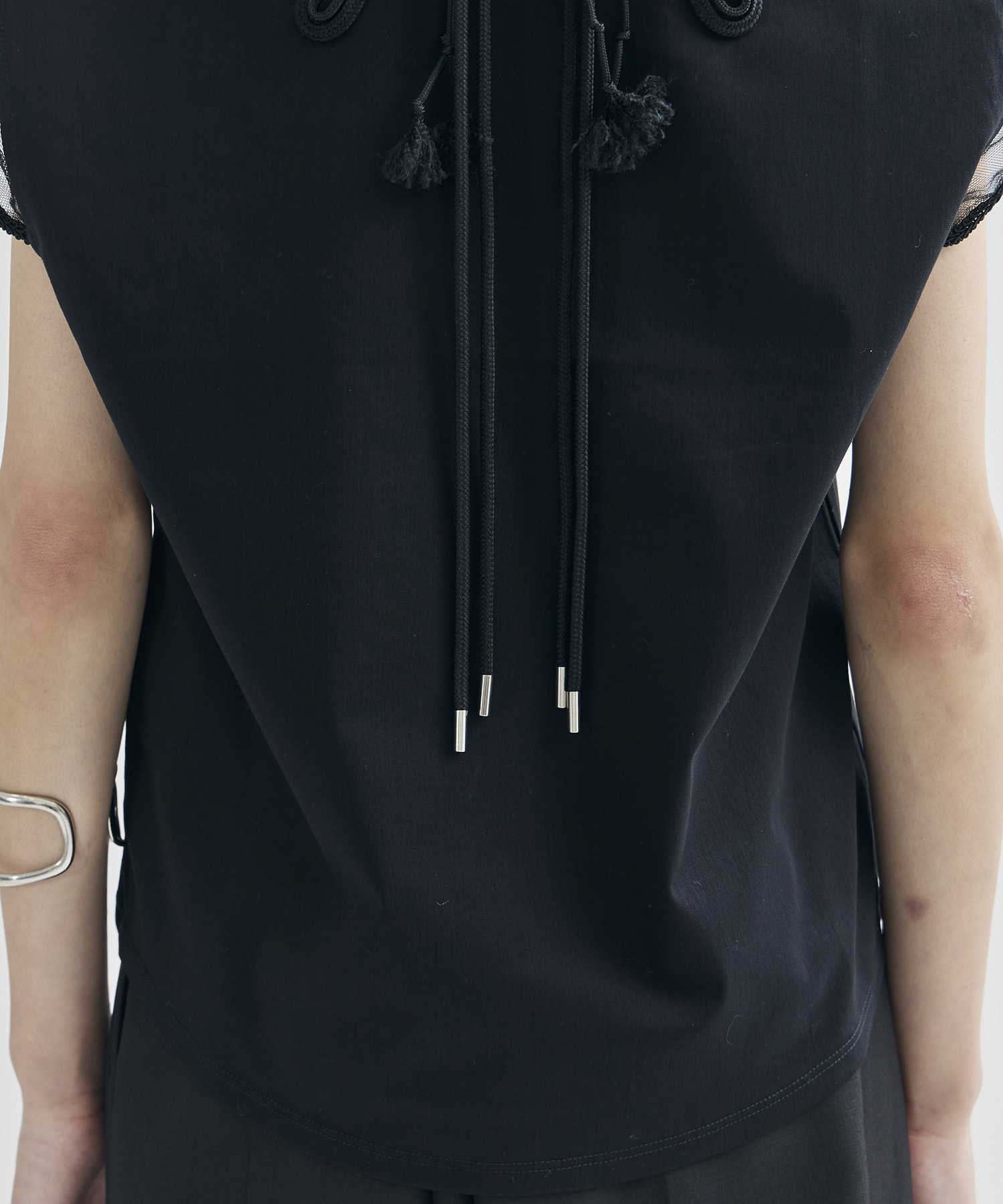 別注China ribbon no sleeve T-shirt tanakadaisuke