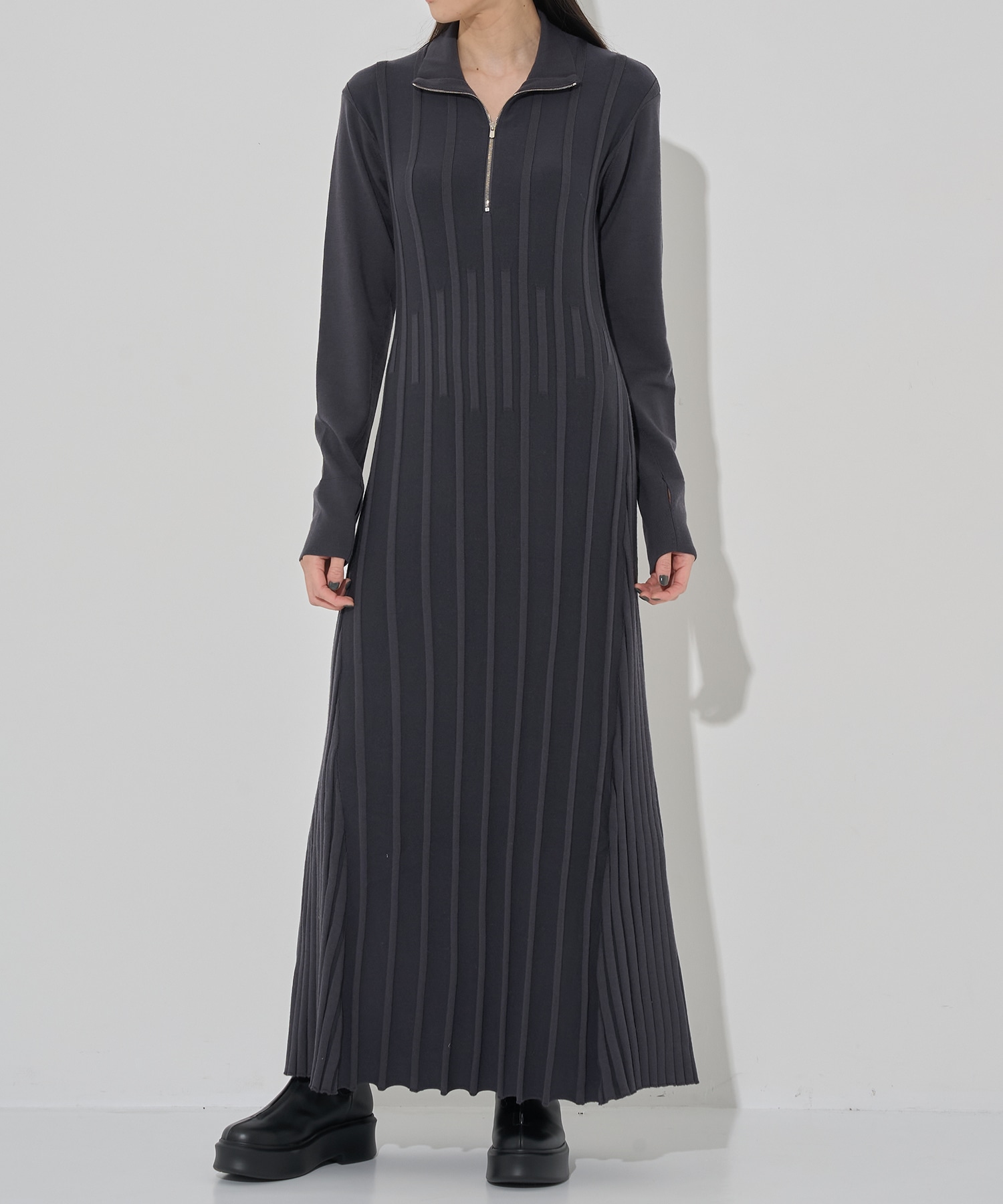 別注ZIP KNIT DRESS CINOH