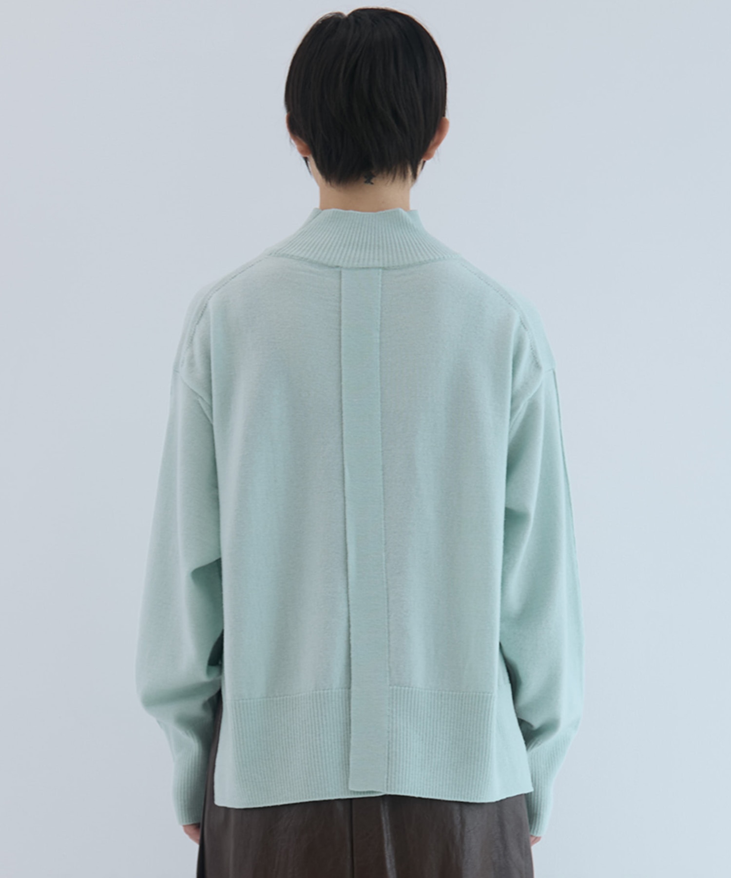 Merino Wool Turtle Neck Knit STUDIOUS