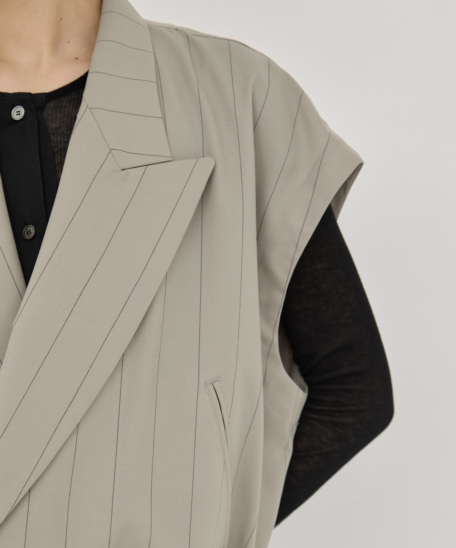 Draw Cord Vest UJOH