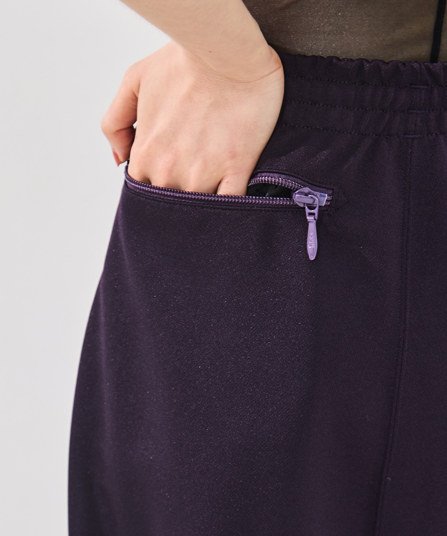 H.D Track Pant-Poly Smooth Needles