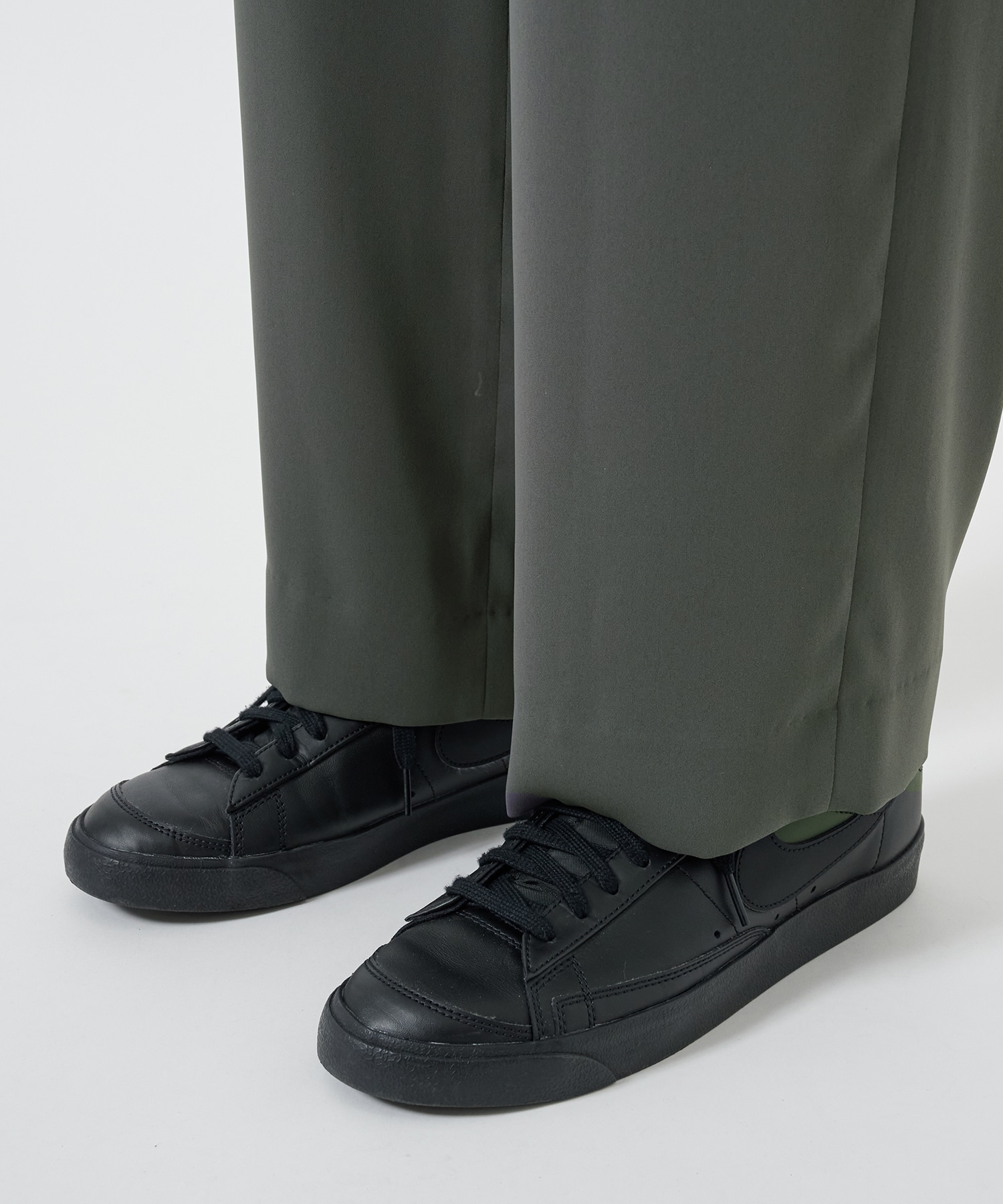 〈別注〉BELTED TAPERD PANTS CULLNI