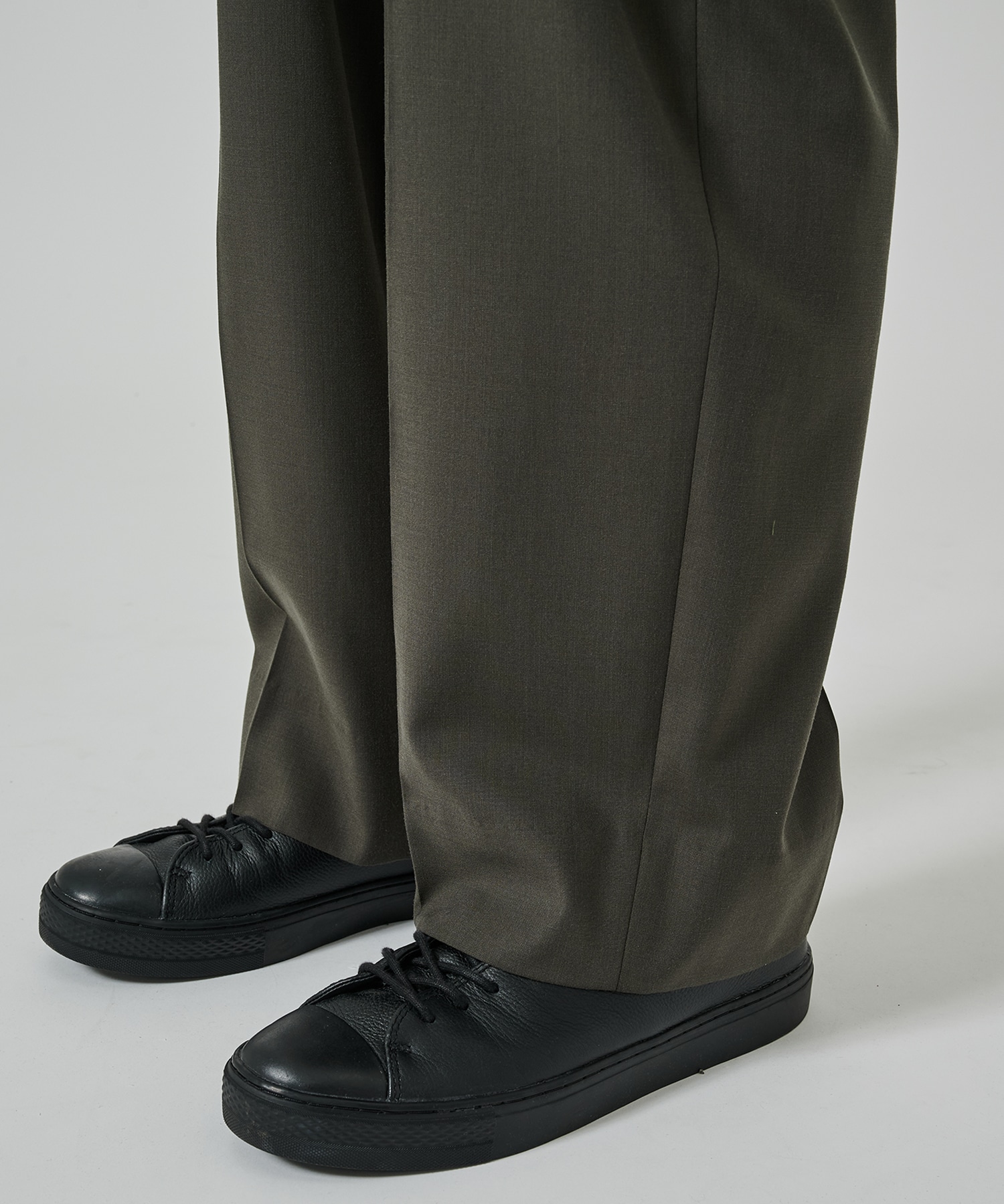 【涼しいウール】COOL WOOL WIDE SLACKS STUDIOUS