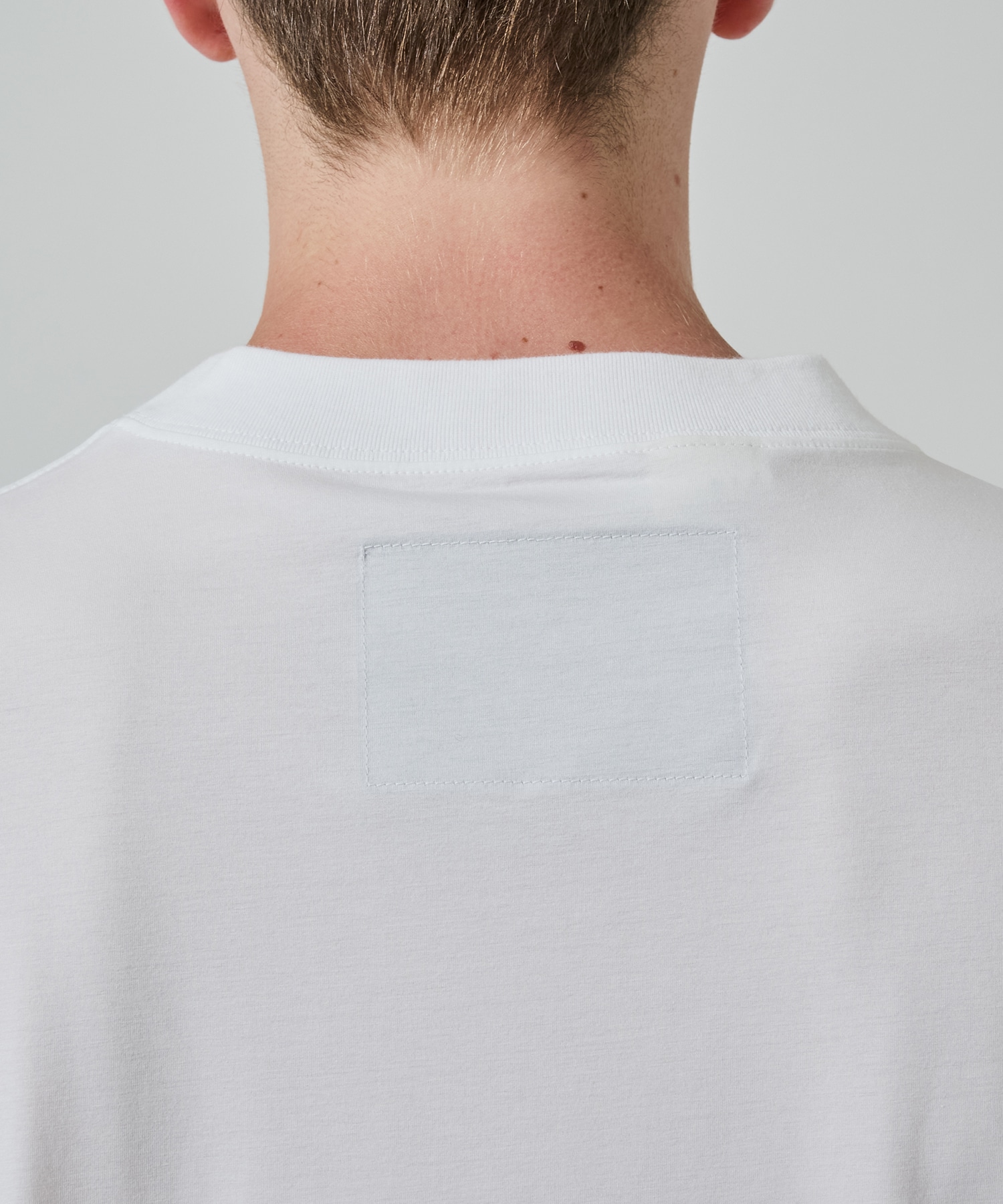 〈別注〉メッシュ切り替えミルスペックTEE N.HOOLYWOOD