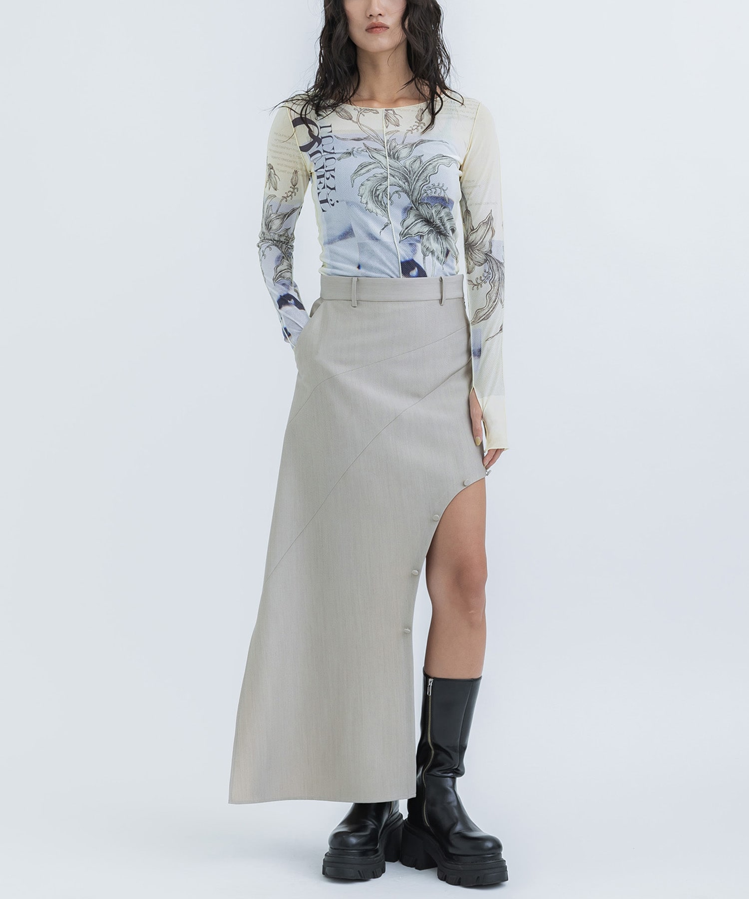 Wave Slashed Skirt STUDIOUS