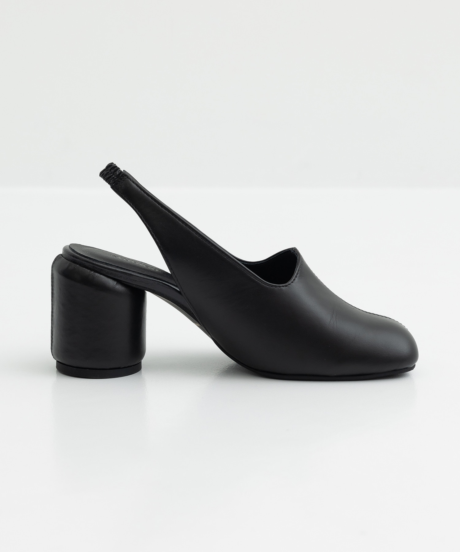 Round Shaped Slingback STUDIOUS