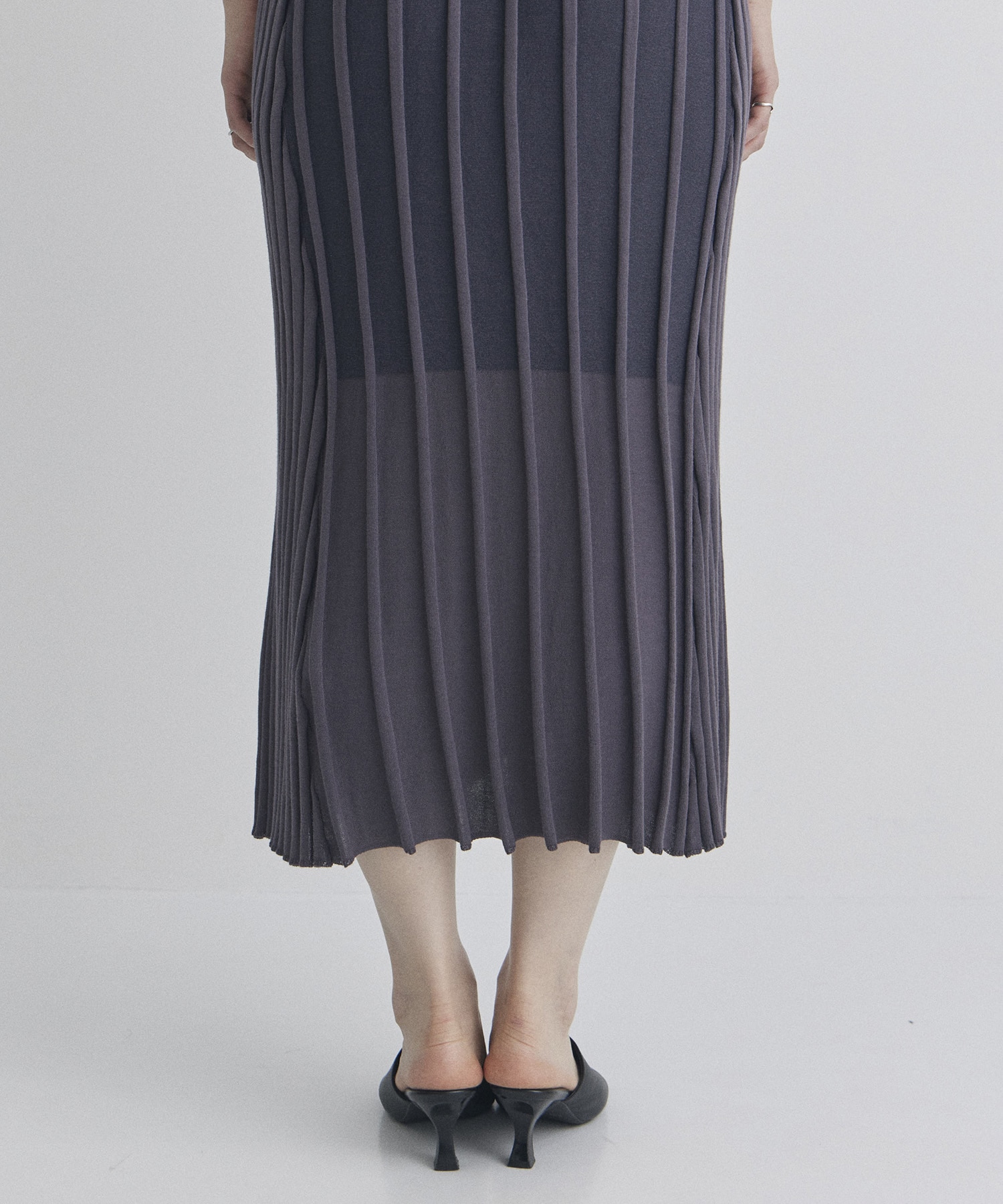 別注HALF SLEEVE ZIP DRESS CINOH