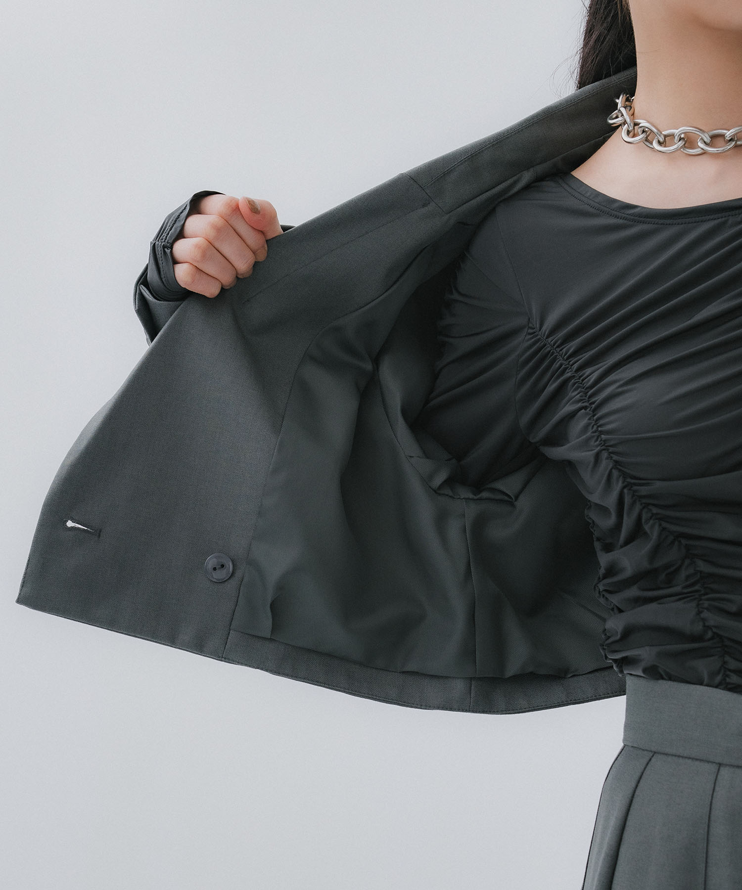 SHORT JACKET WITH PLEATS WRAP SKIRT AMERI
