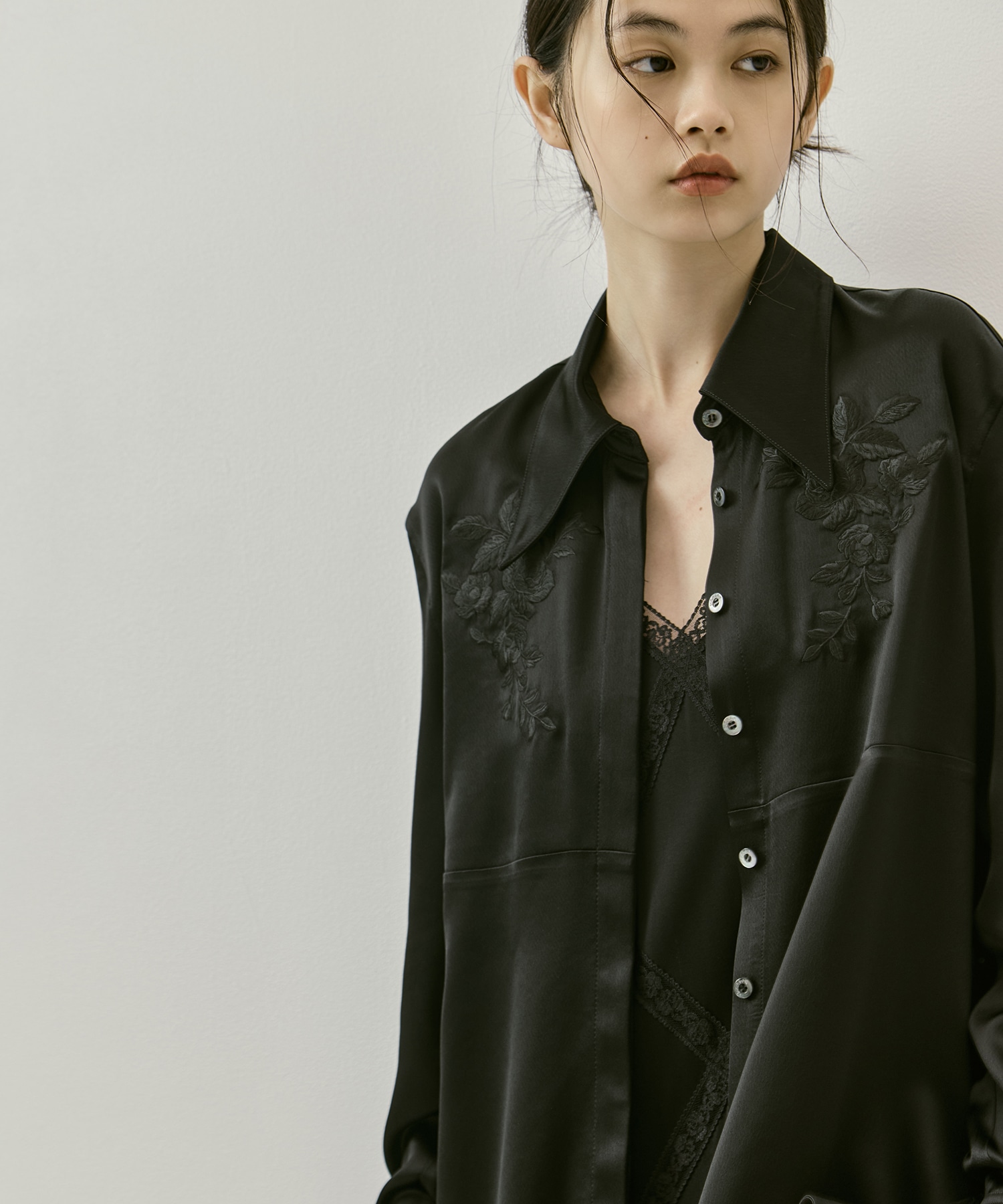 別注 EMBROIDERY SATIN SHIRT FETICO
